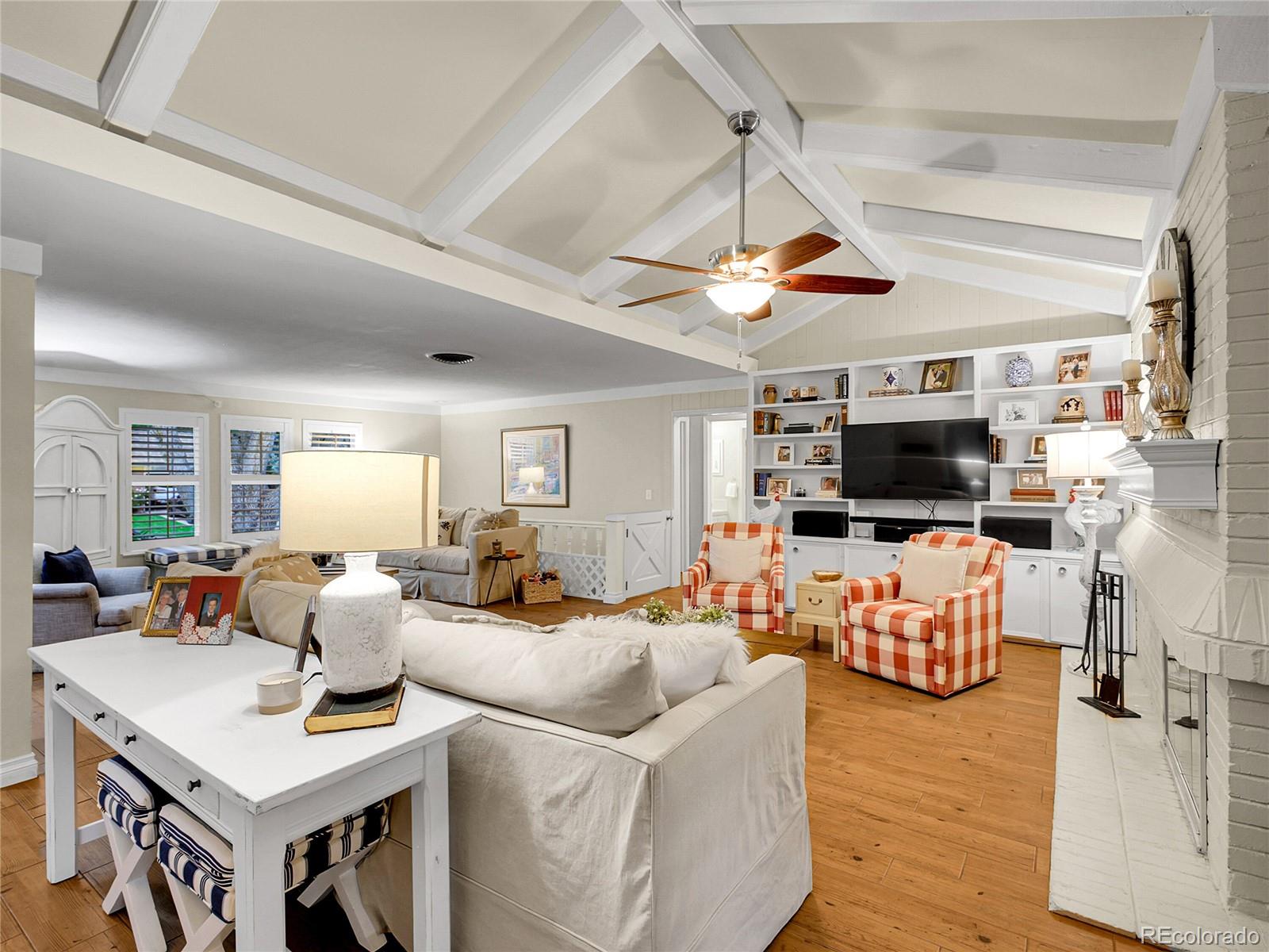 5030 S Clinton Street