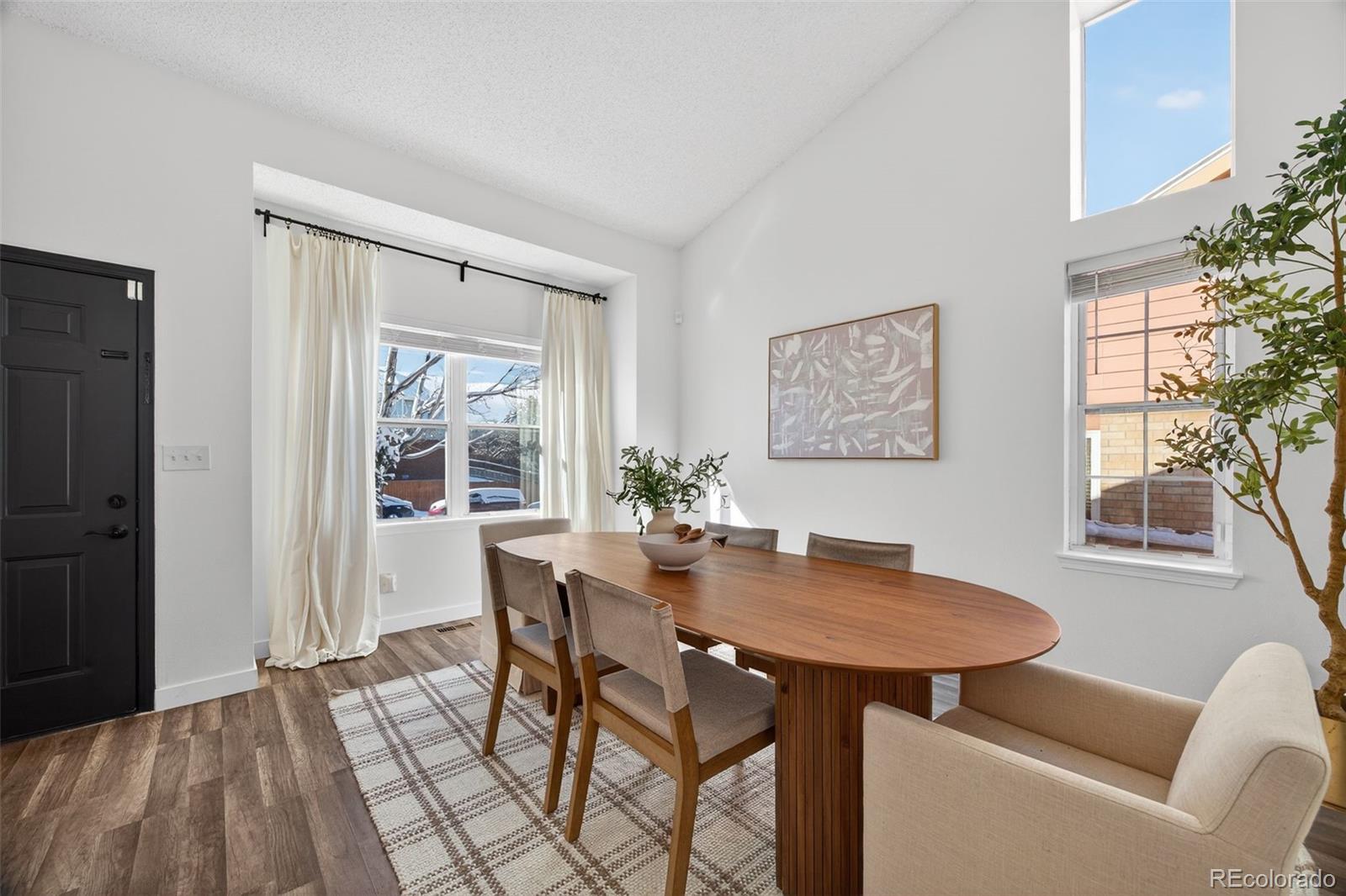 4252 S Ireland Court