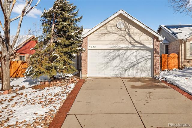 4252 S Ireland Court