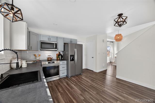 4252 S Ireland Court