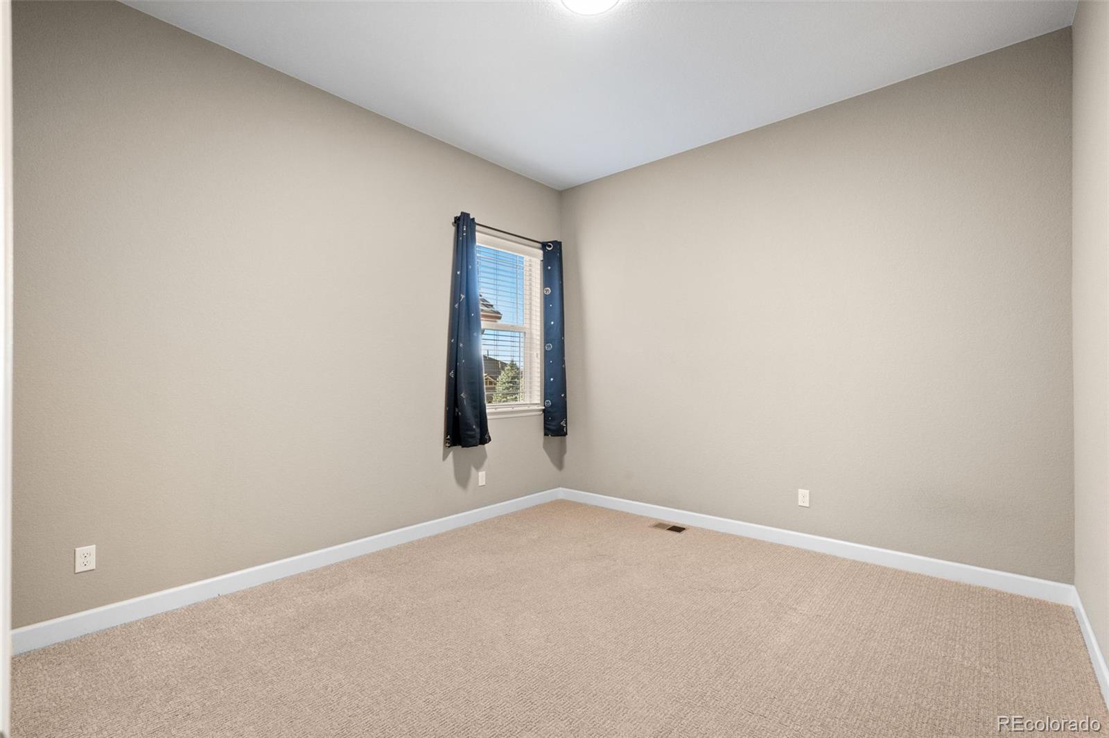 10082 Glenayre Court