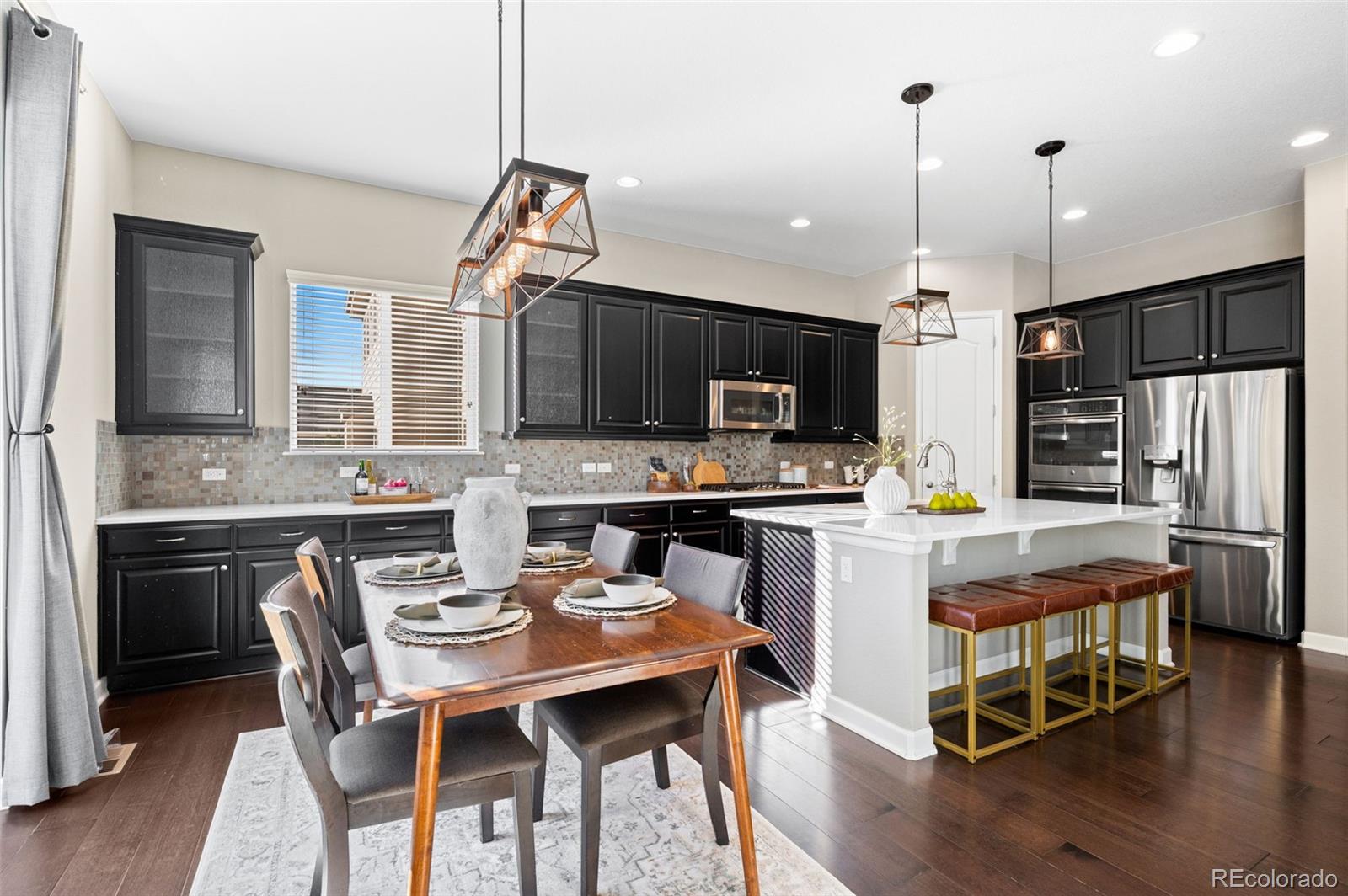 10082 Glenayre Court