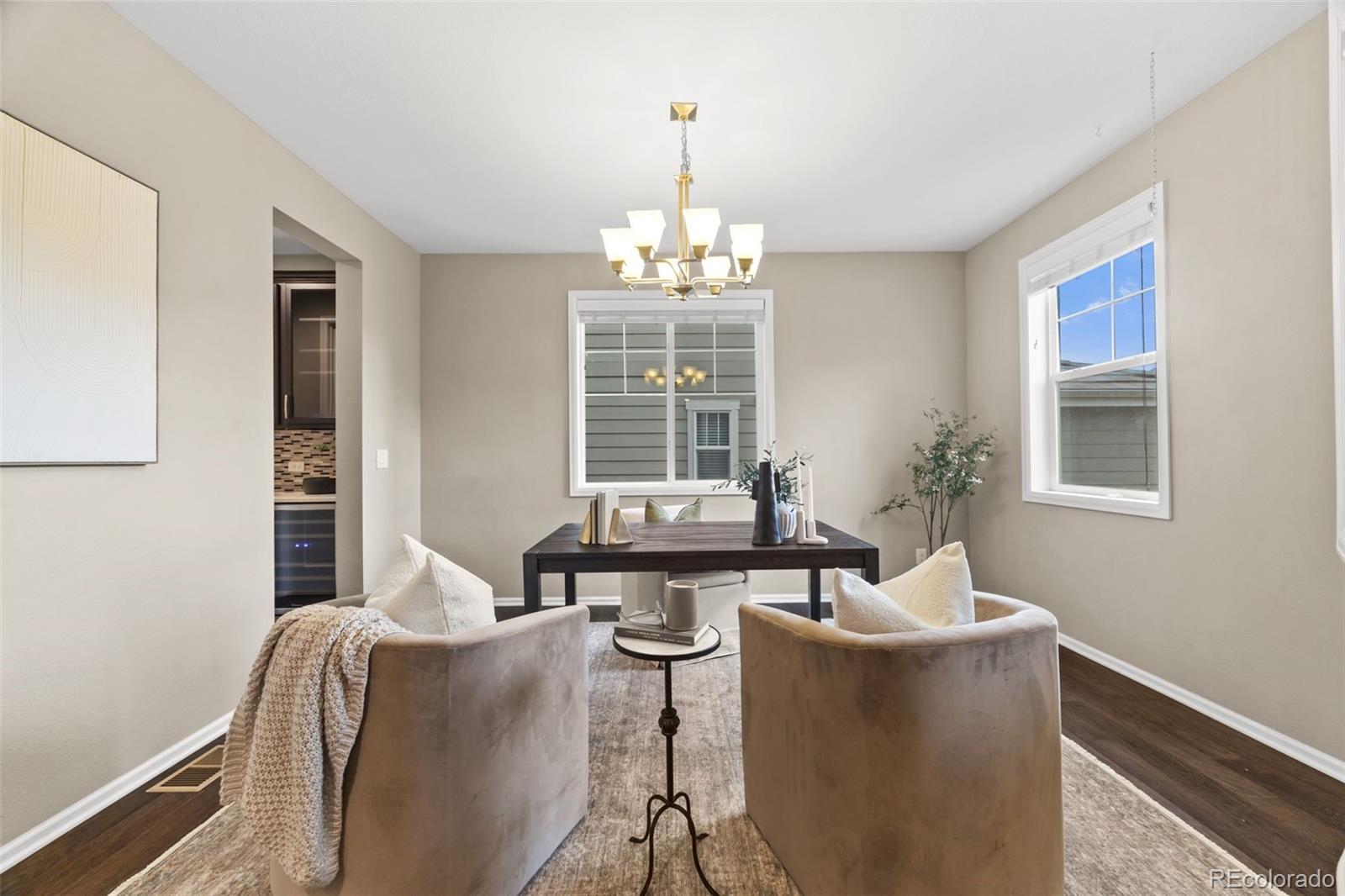 14376 Double Dutch Circle