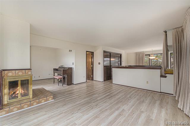 22453 Hillcrest Circle