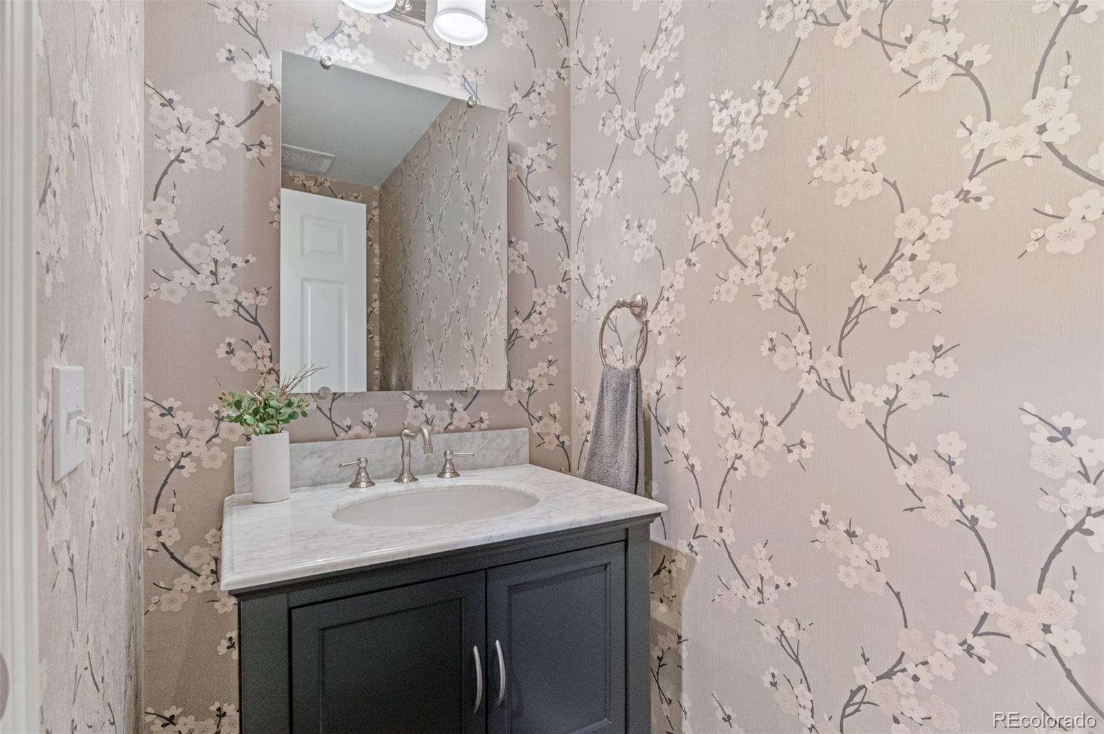 2717 S Langley Court