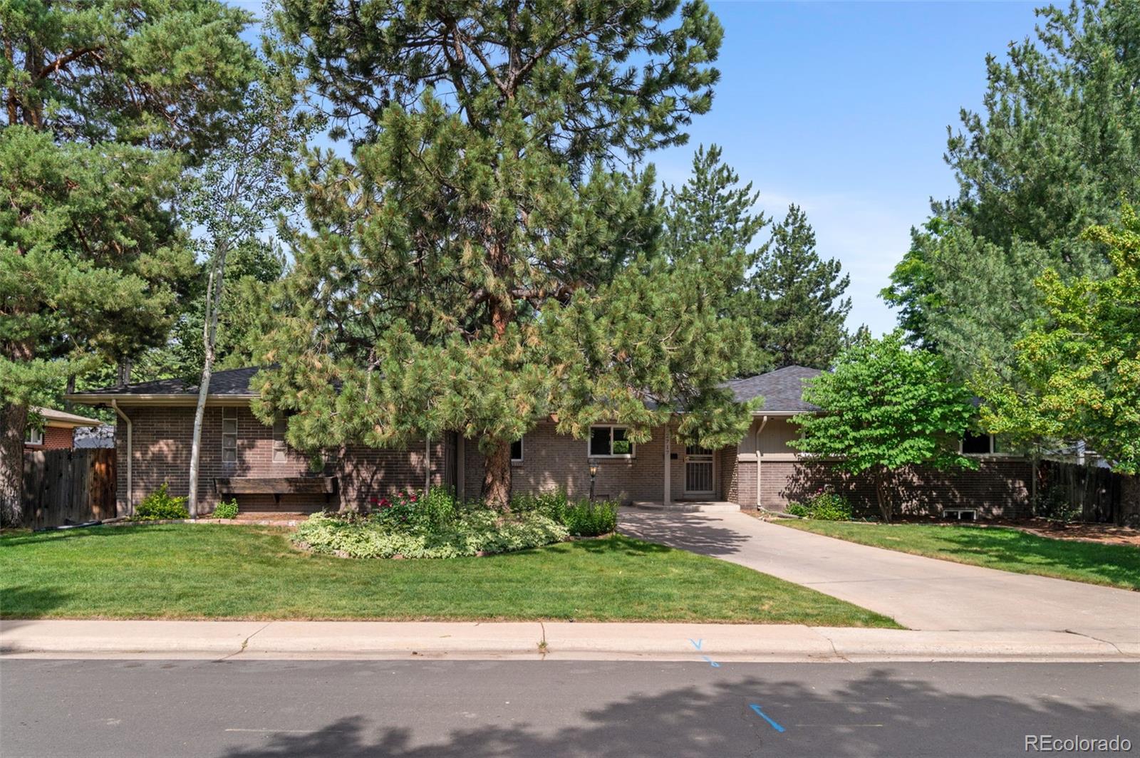 2717 S Langley Court