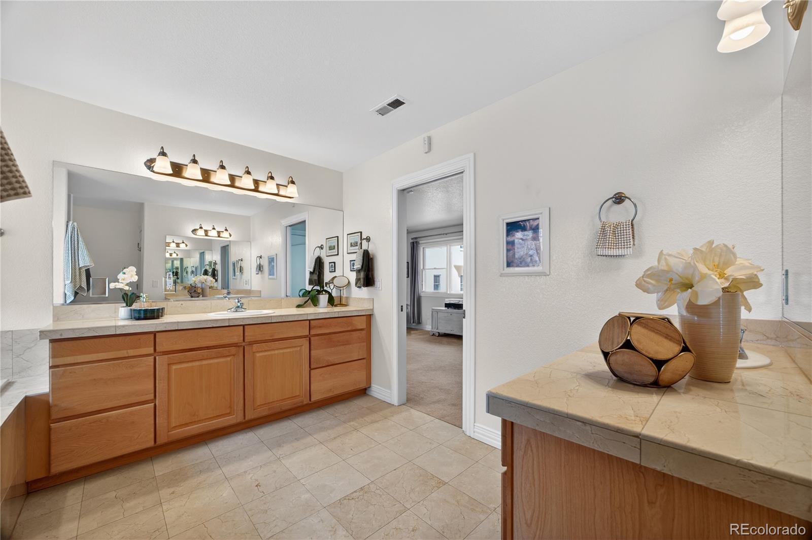 685 N Clarkson Street