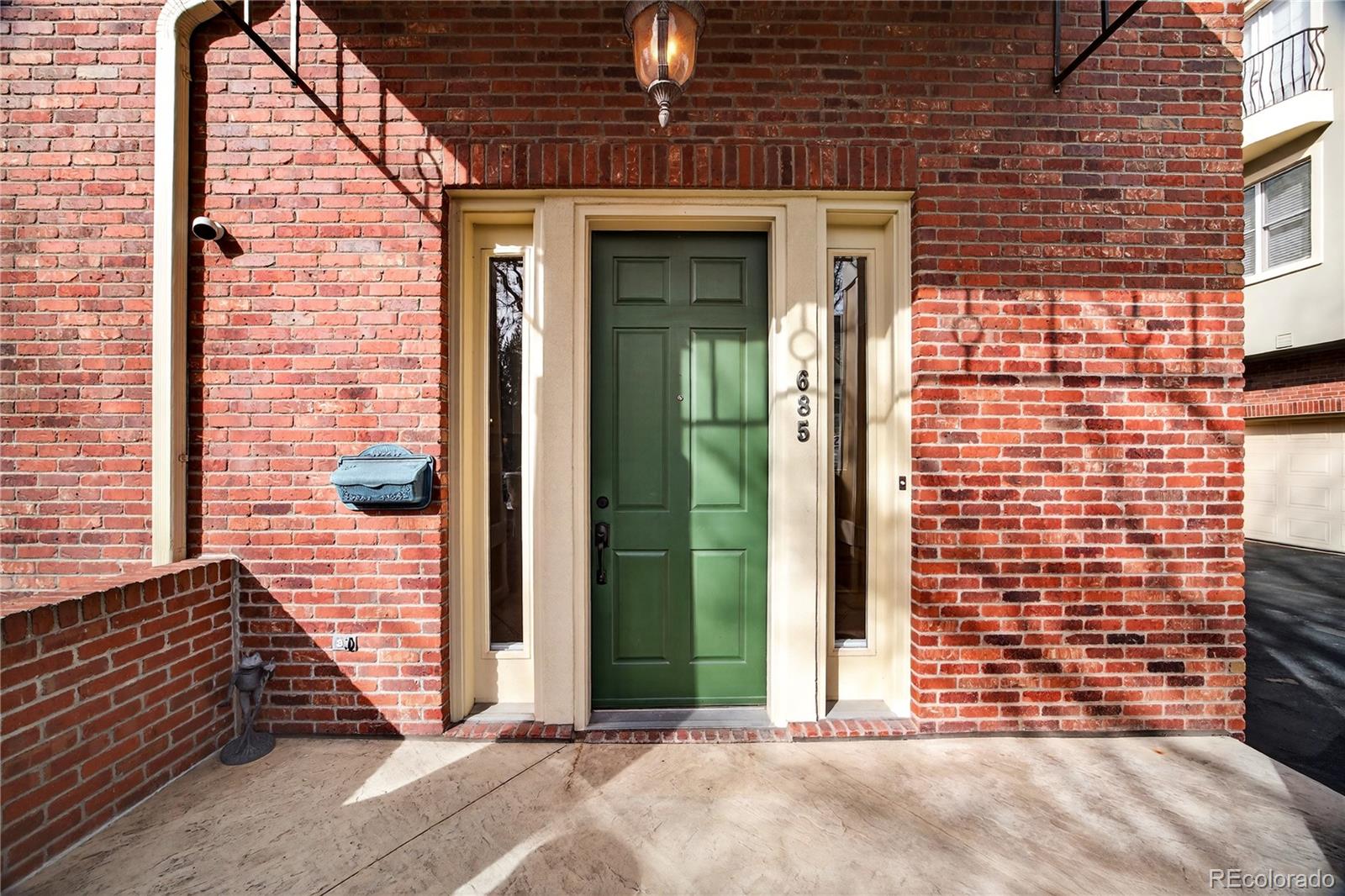 685 N Clarkson Street