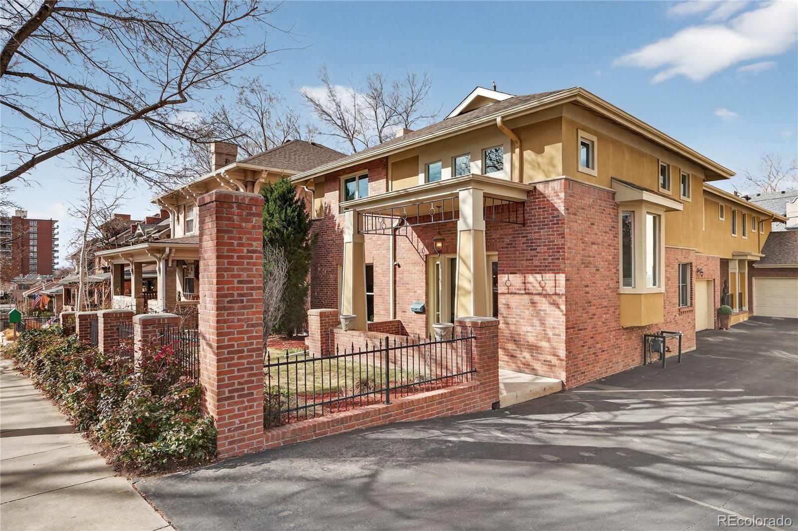 685 N Clarkson Street