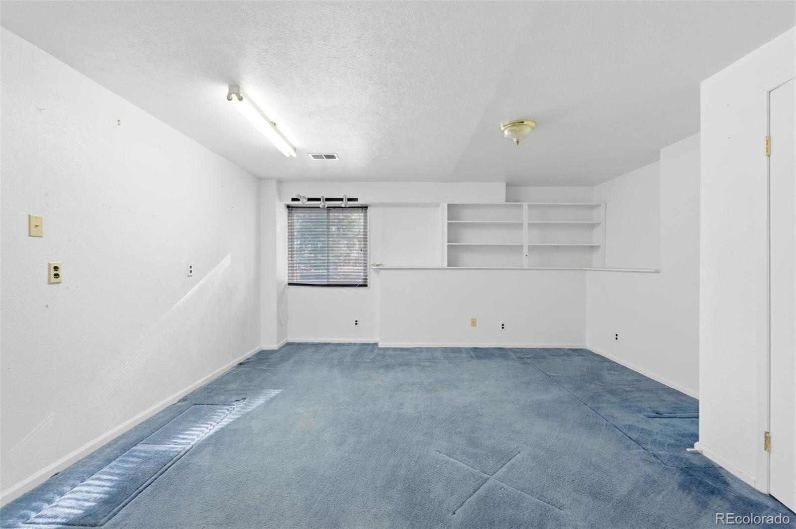 35829 Whispering Pine