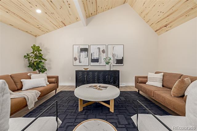 7234 S Fillmore Circle