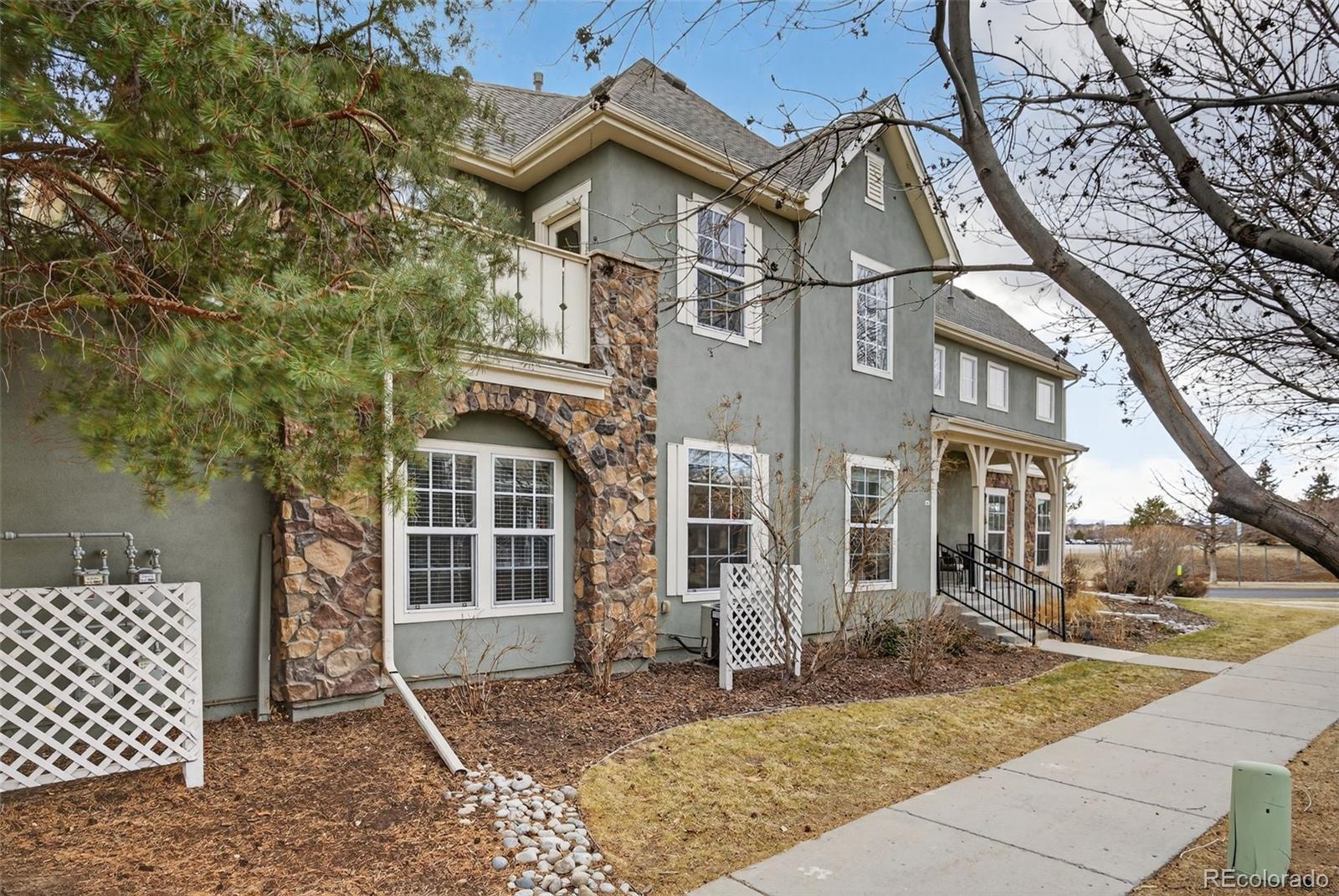 2290 Akron Court Unit: 101