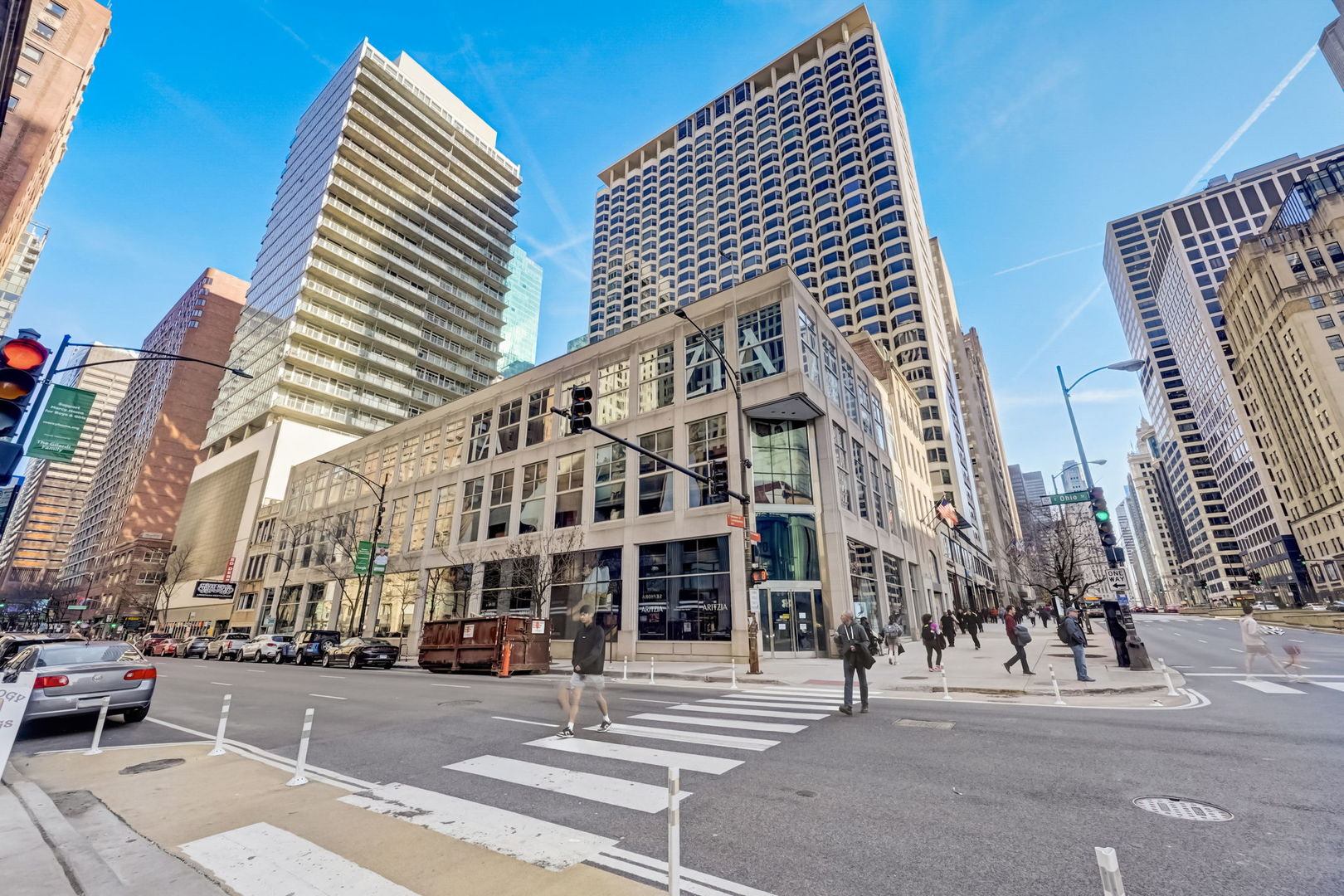 550 N St Clair Street Unit: 1404