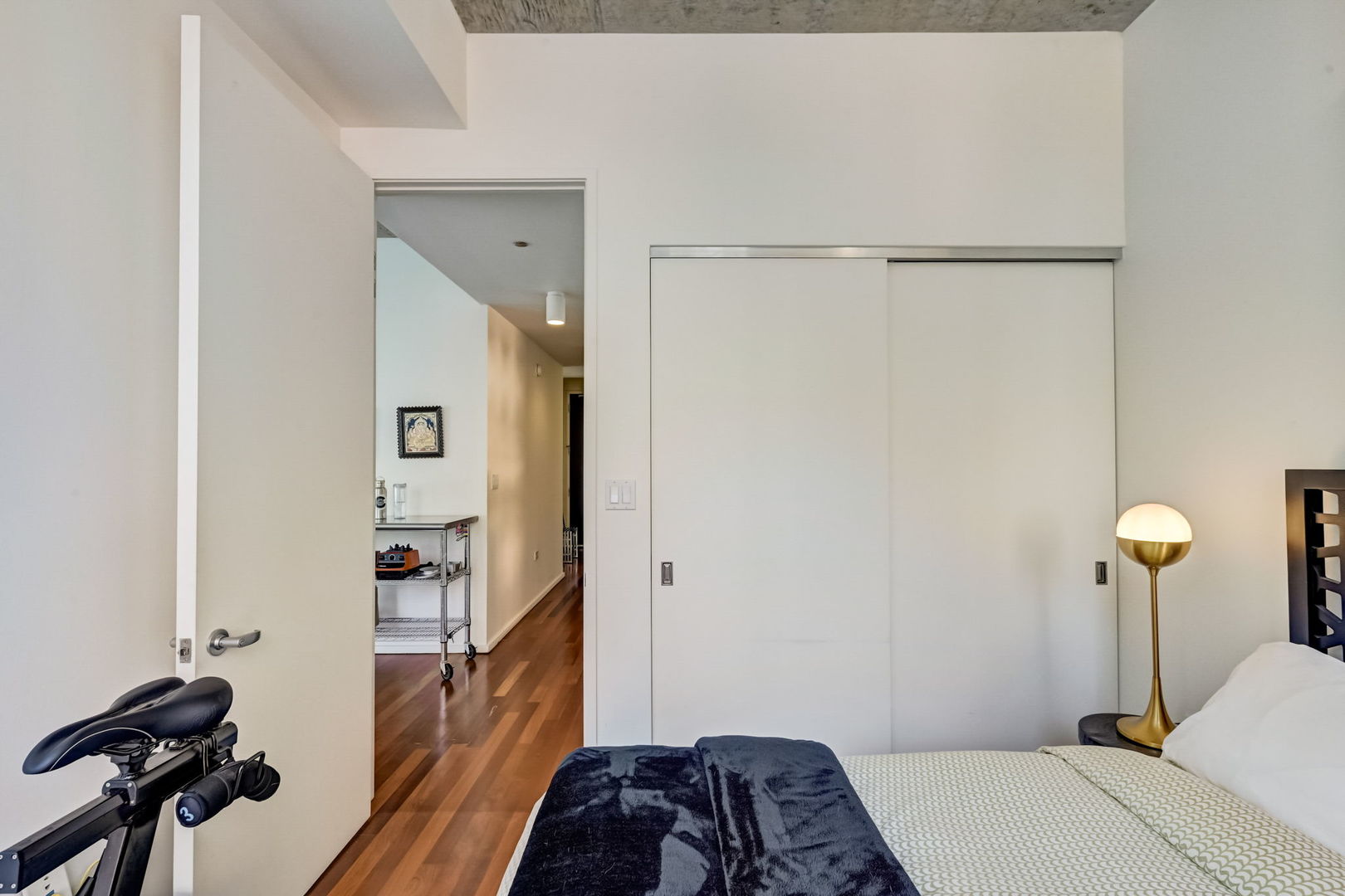 550 N St Clair Street Unit: 1404