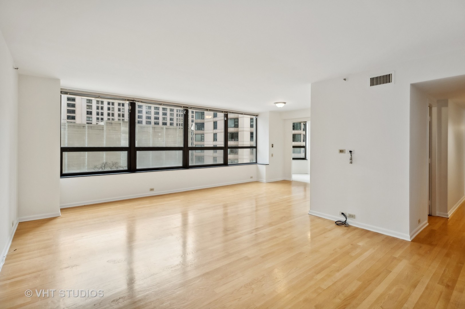 400 E Ohio Street Unit: 702