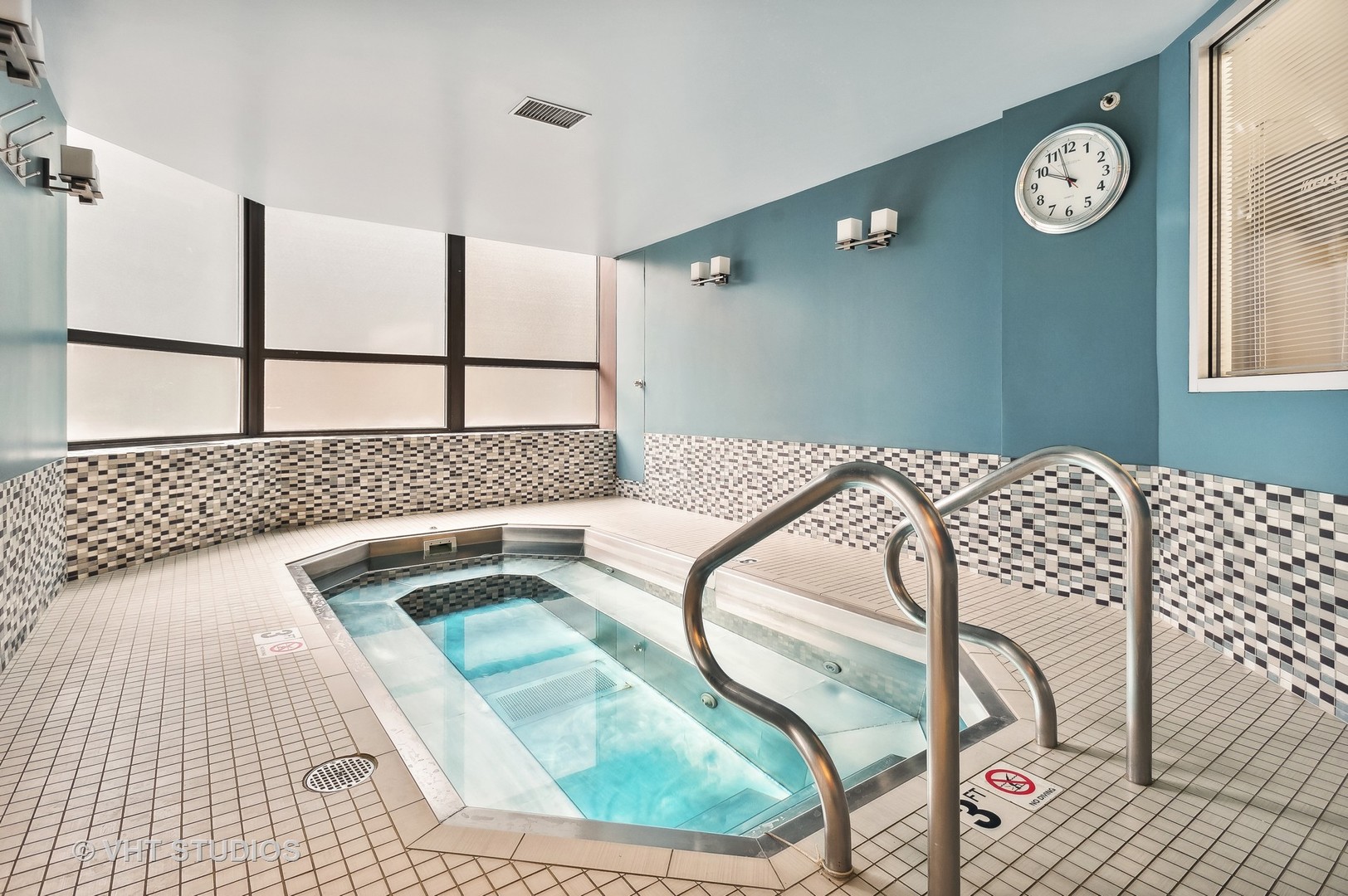 400 E Ohio Street Unit: 702