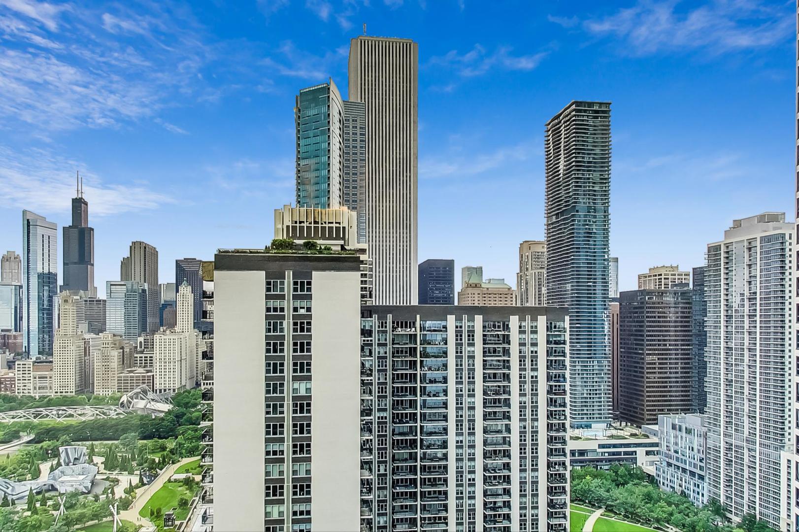155 N Harbor Drive Unit: 3213
