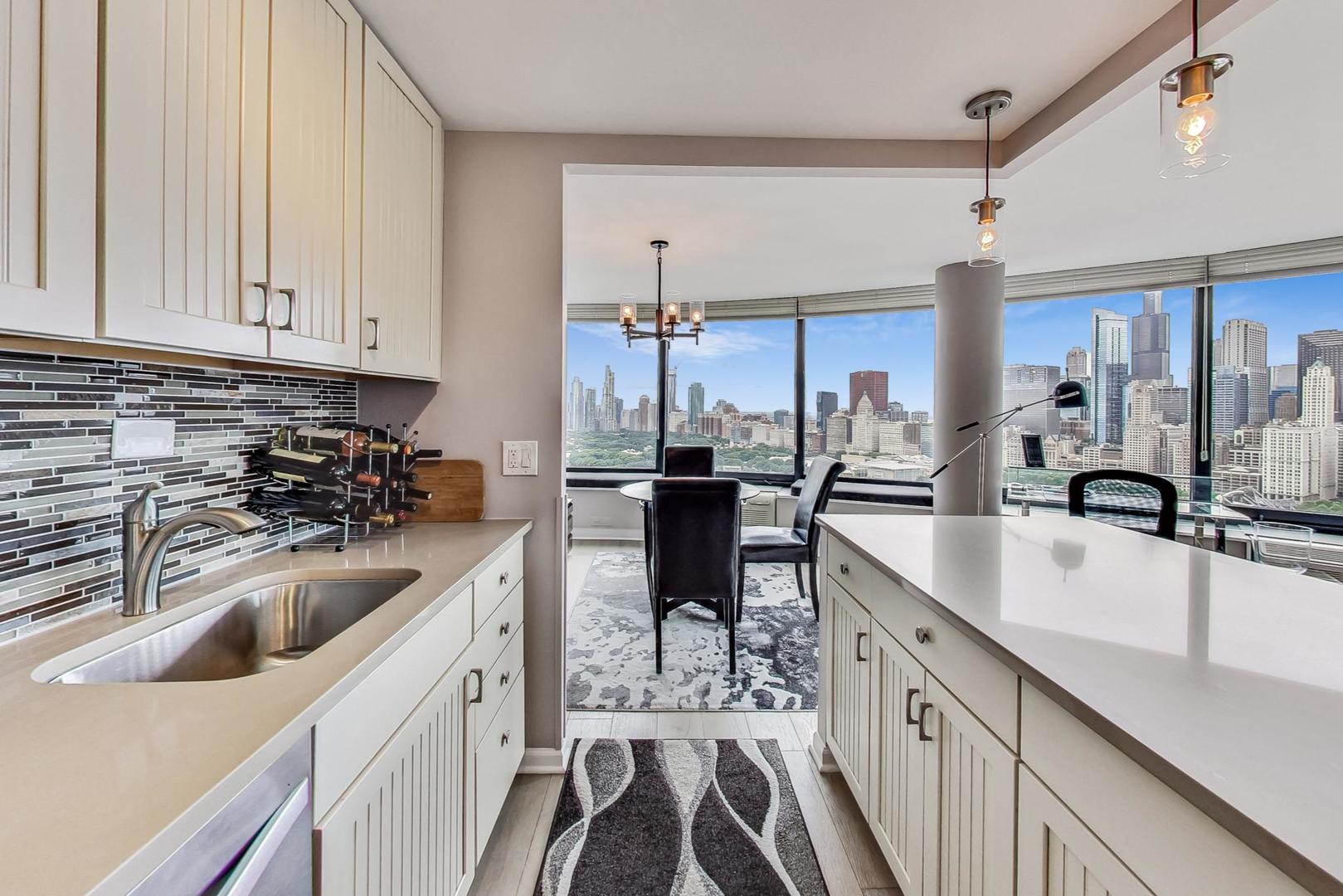 155 N Harbor Drive Unit: 3213