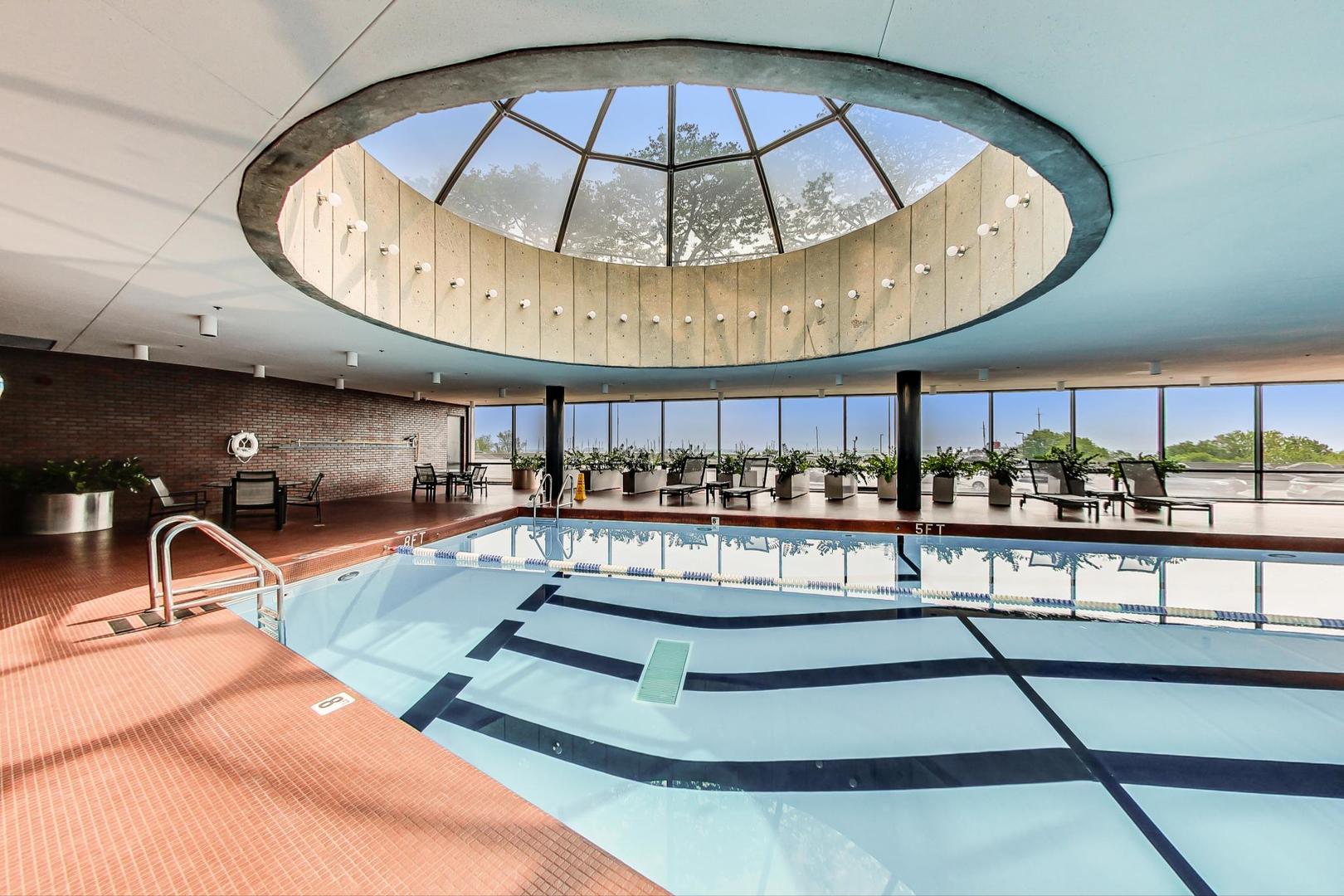 155 N Harbor Drive Unit: 3213