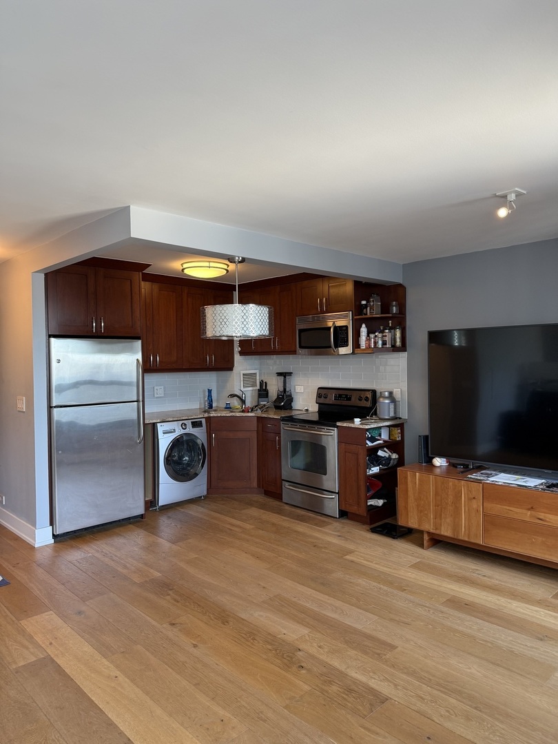 401 E Ontario Street Unit: 4504