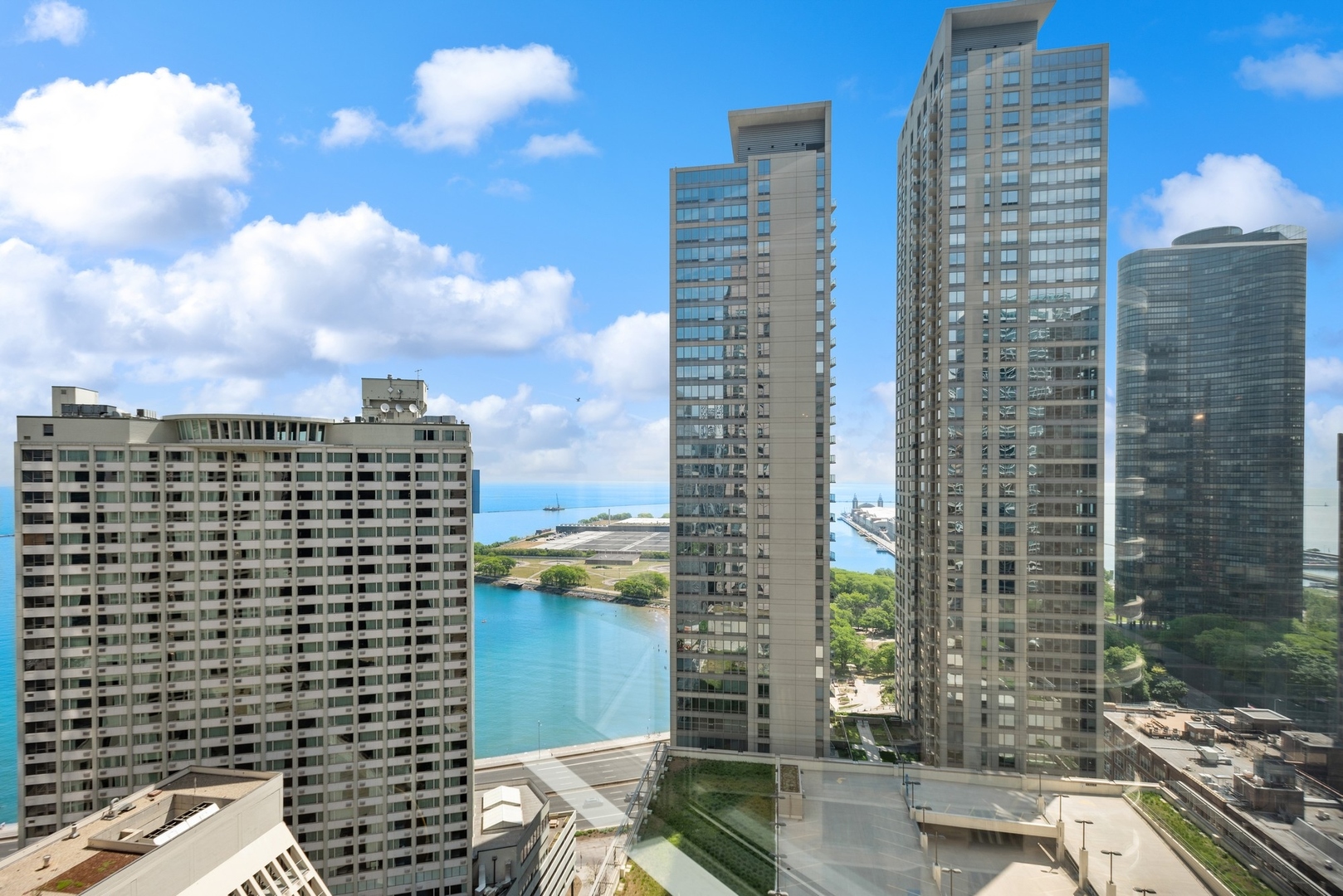 401 E Ontario Street Unit: 4504
