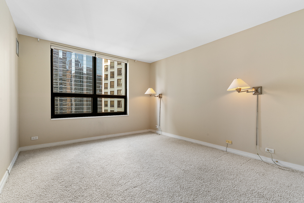 401 E ONTARIO Street Unit: 2804