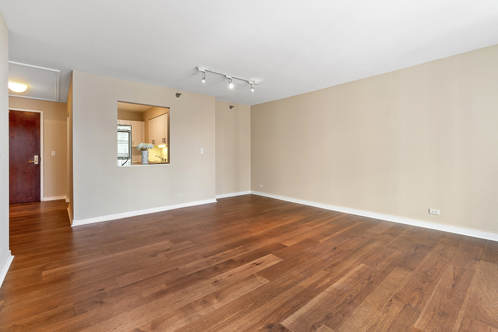401 E ONTARIO Street Unit: 2804