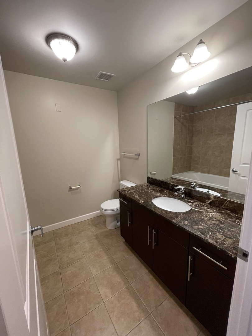 1400 S Michigan Avenue Unit: 2308