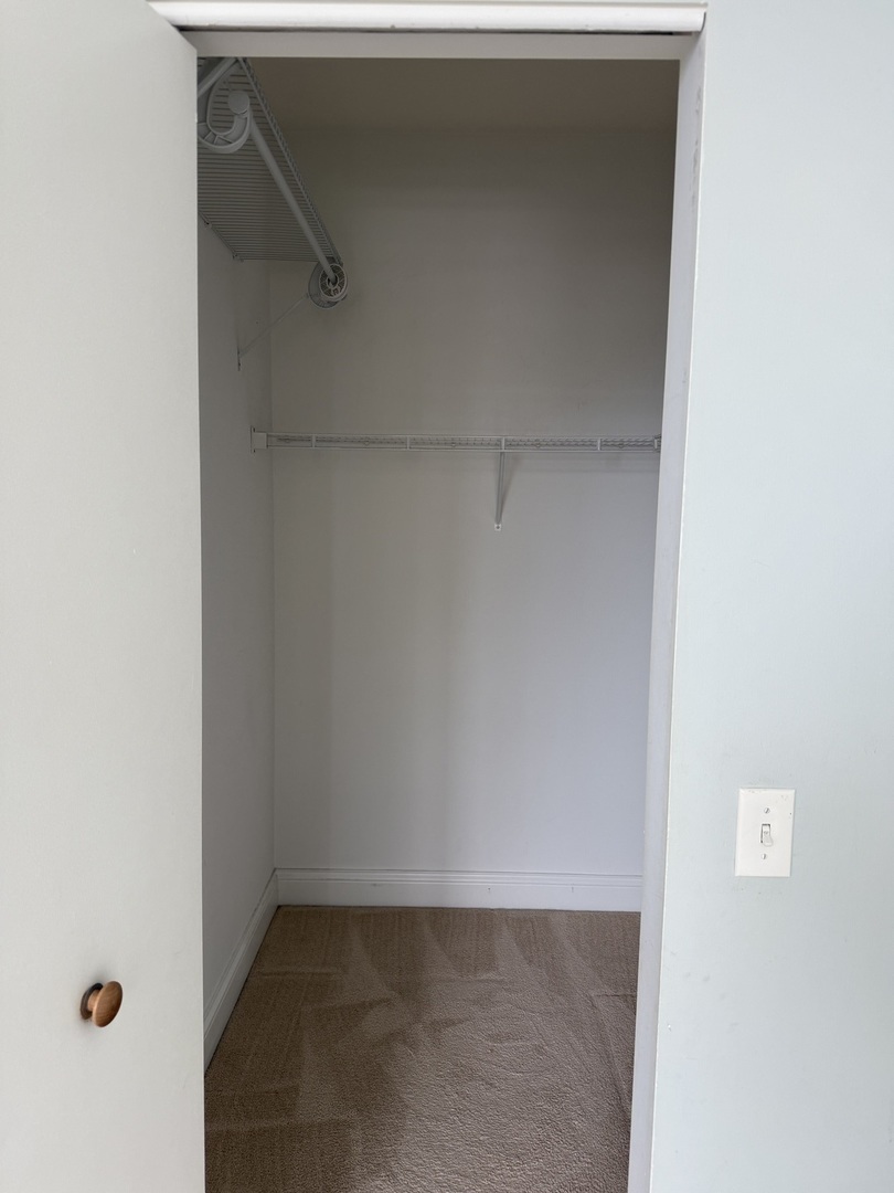 1600 S PRAIRIE Avenue Unit: 1607