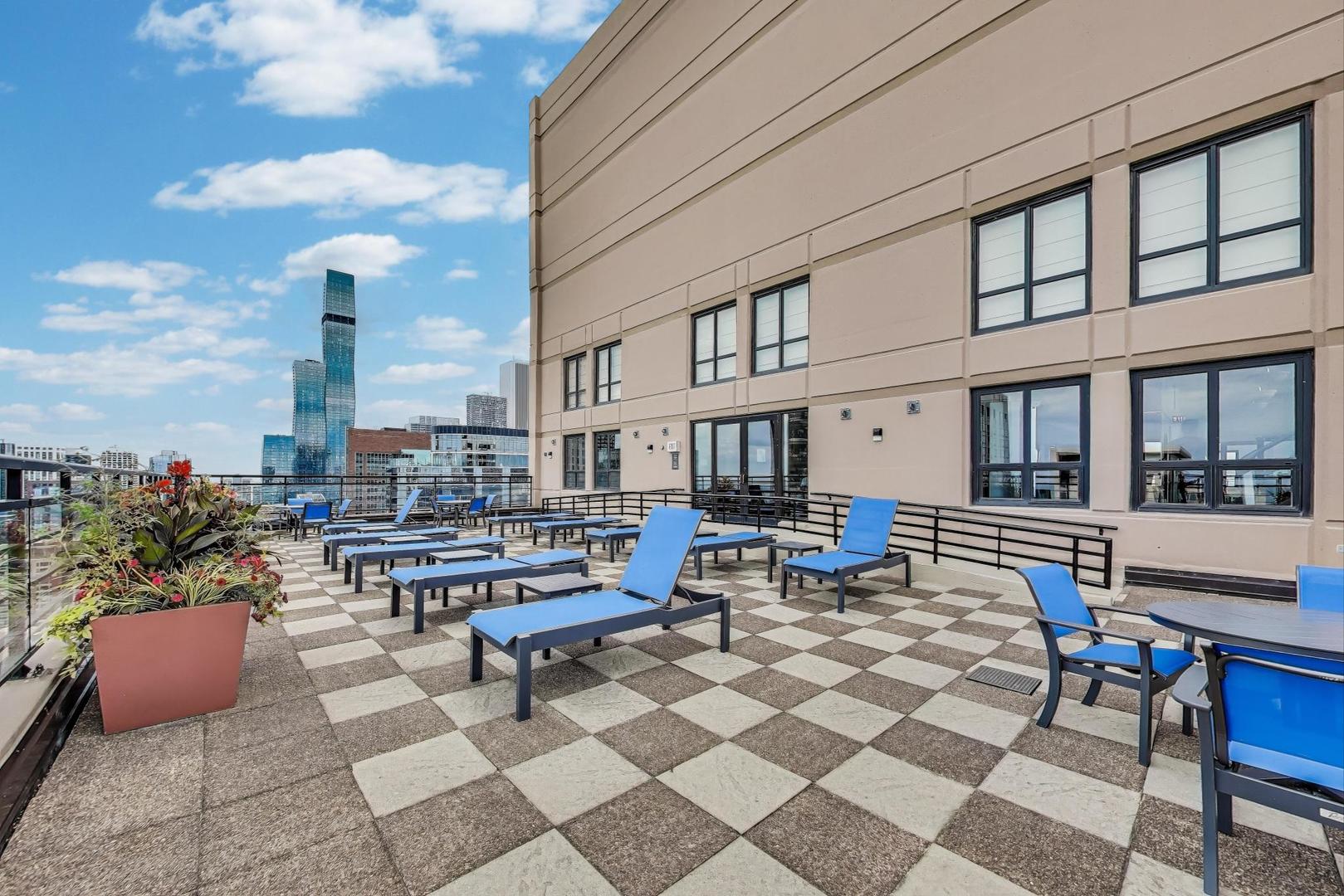 401 E ONTARIO Street Unit: 1205