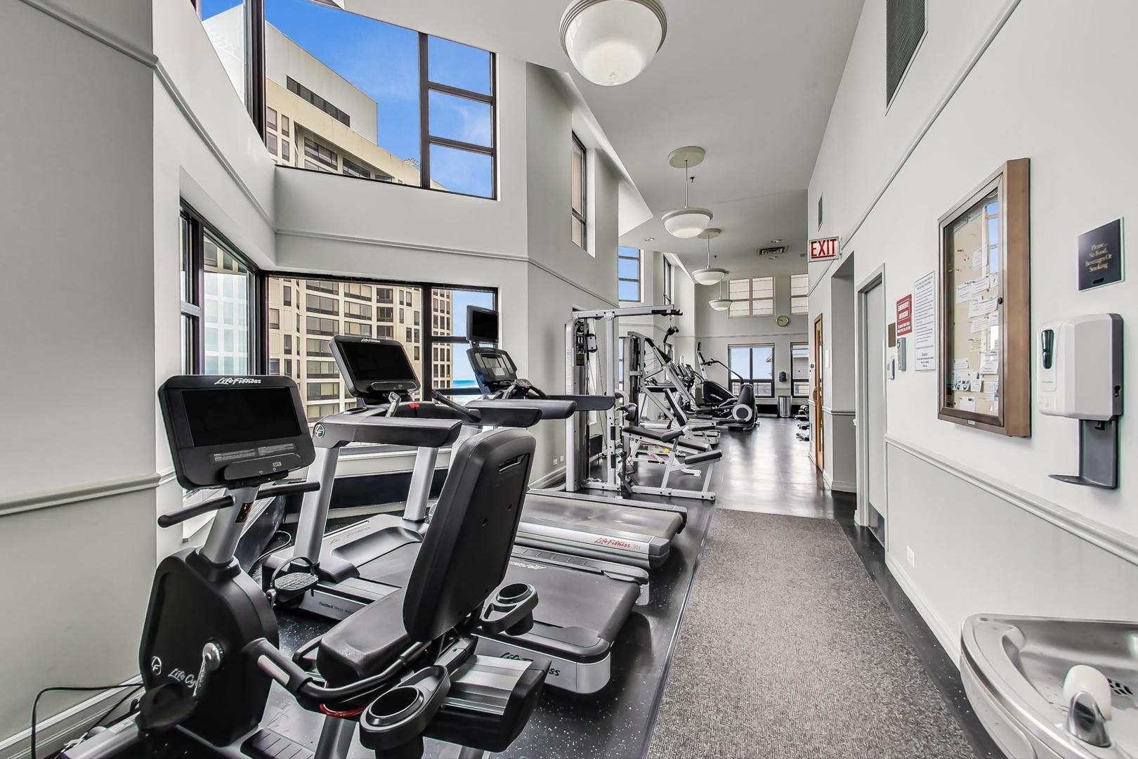 401 E ONTARIO Street Unit: 1205