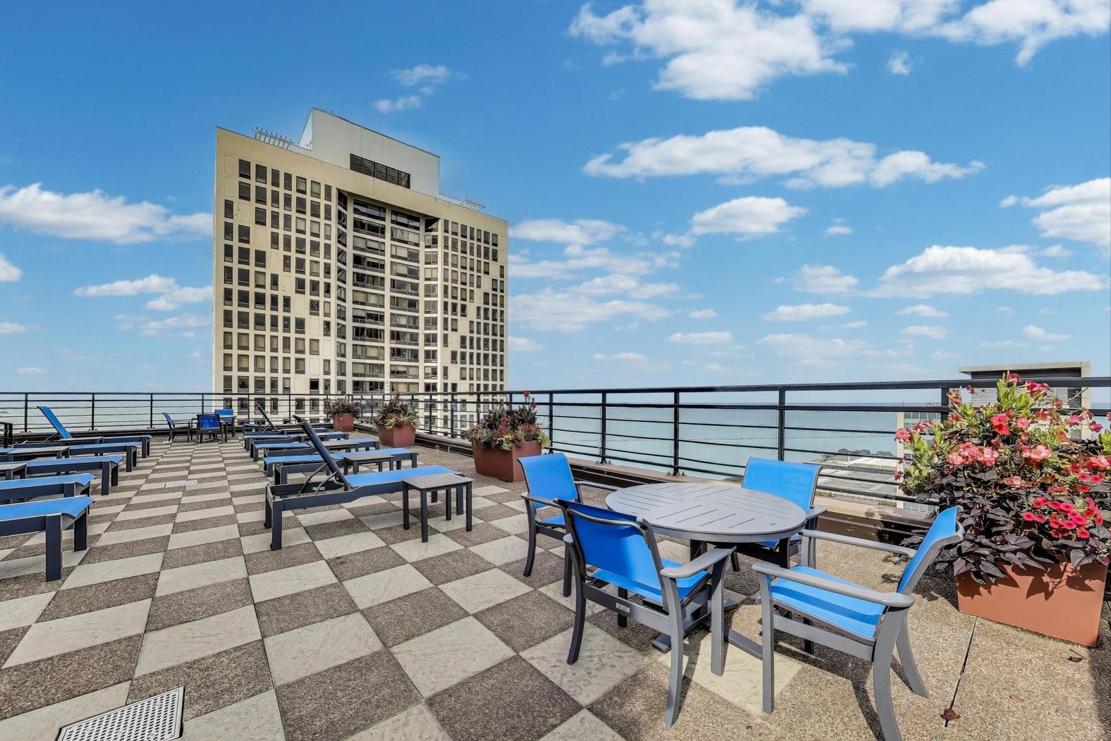 401 E ONTARIO Street Unit: 1205