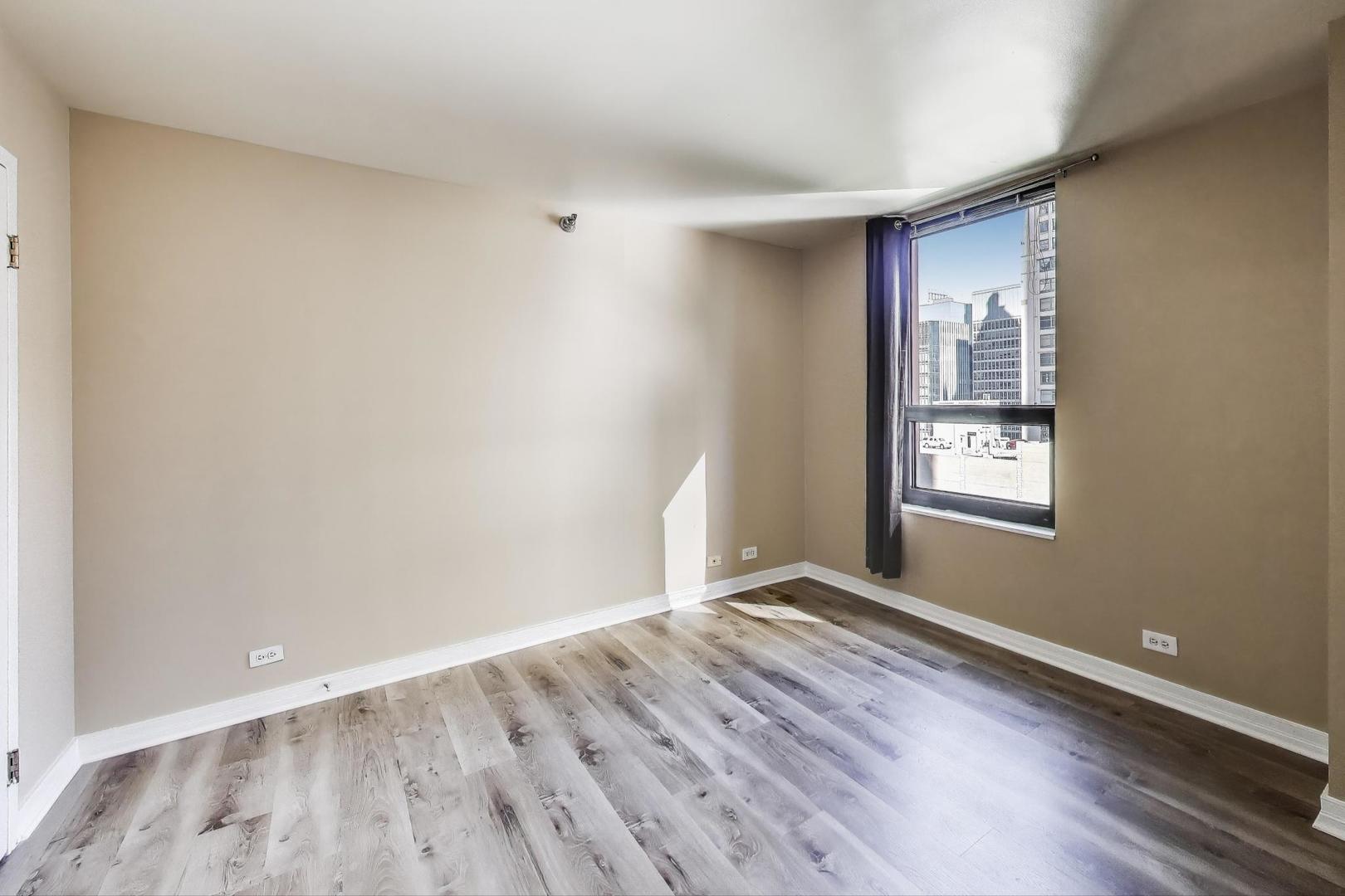 401 E ONTARIO Street Unit: 1205