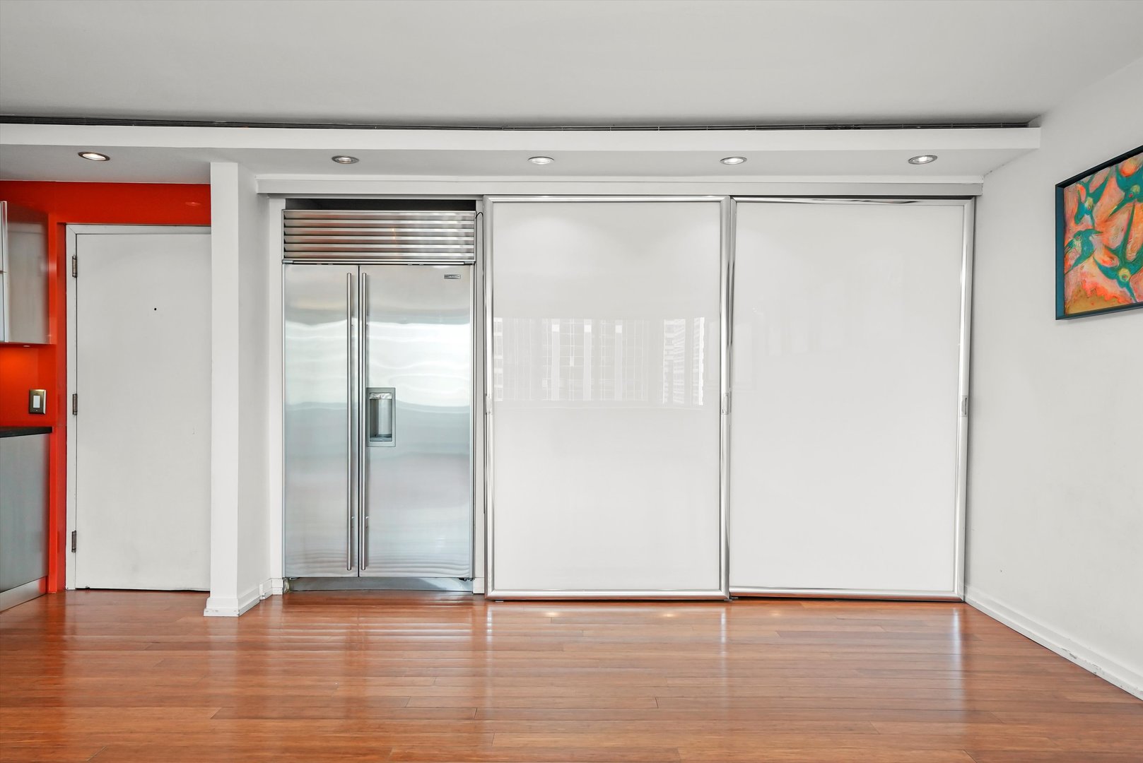 211 E Ohio Street Unit: 2707