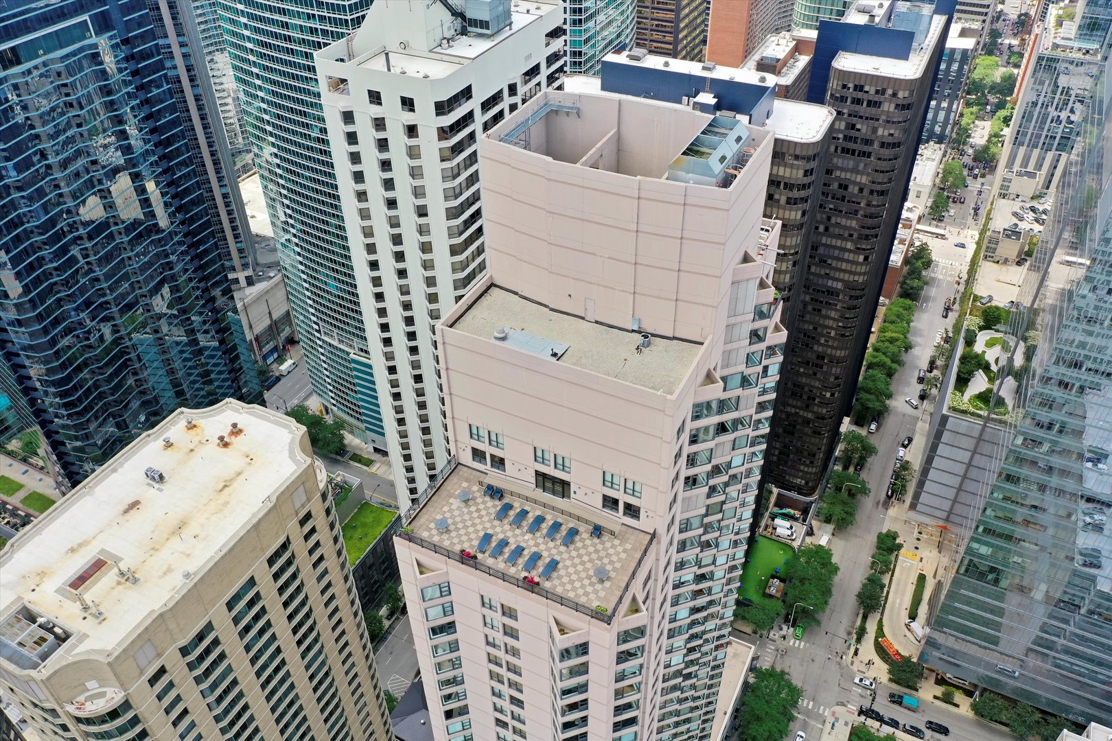 401 E Ontario Street Unit: 4206