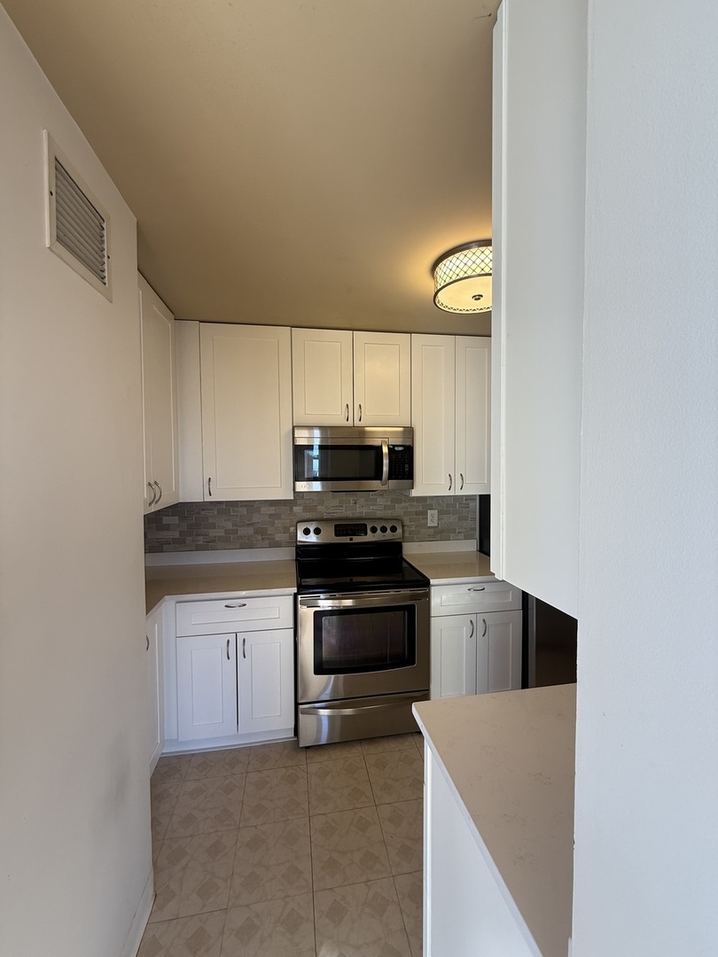 401 E ONTARIO Street Unit: 2409