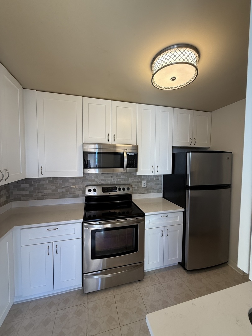 401 E ONTARIO Street Unit: 2409