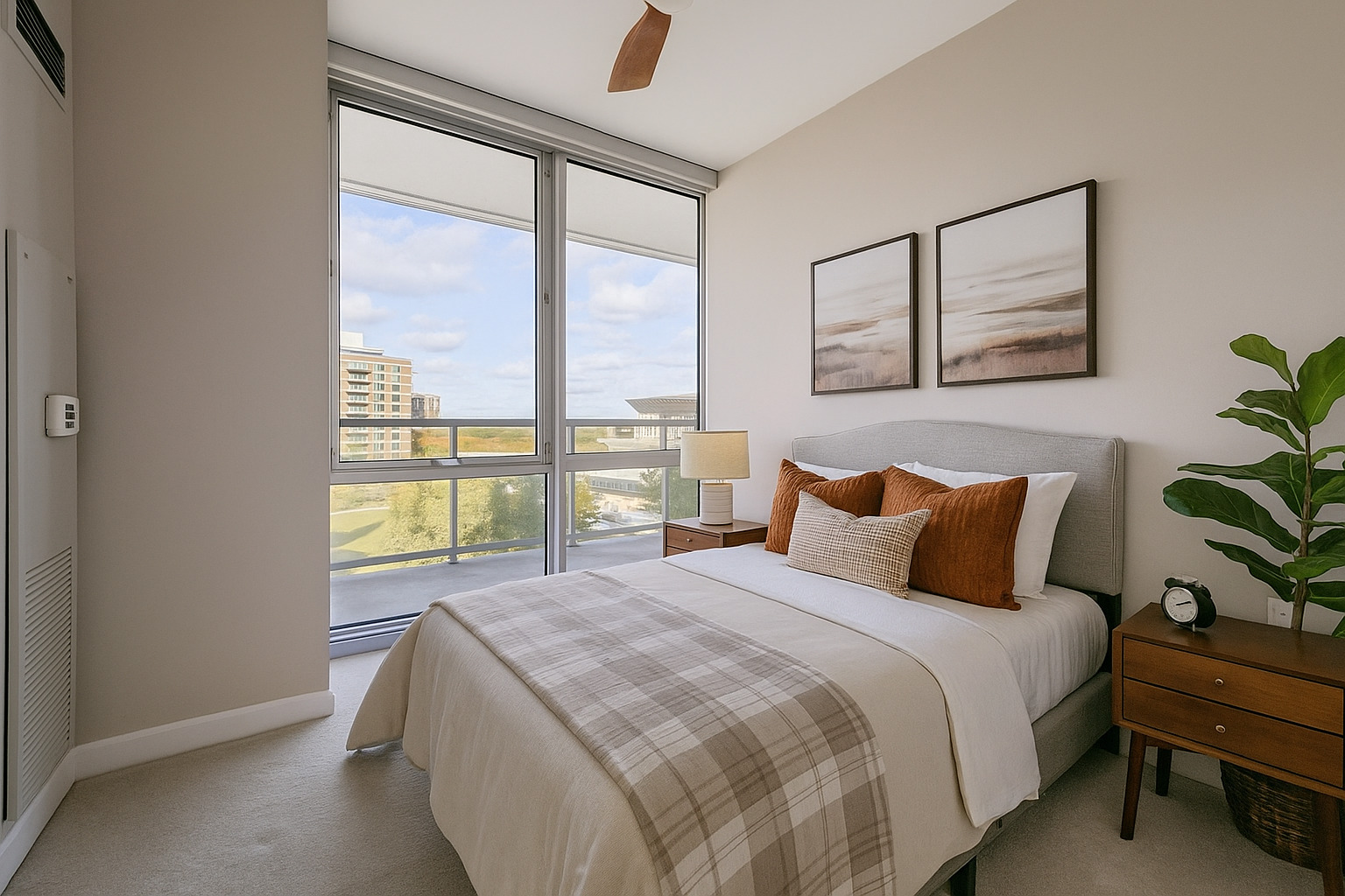 1629 S Prairie Avenue Unit: 801