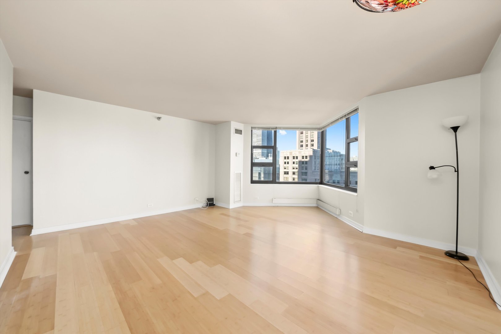 401 E ONTARIO Street Unit: 2409