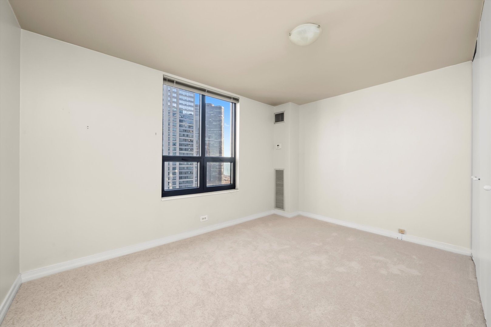 401 E ONTARIO Street Unit: 2409