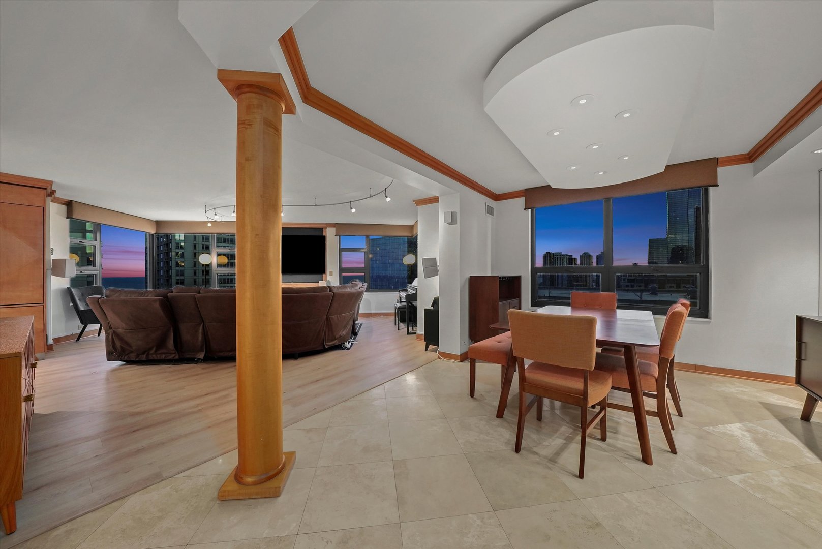 401 E Ontario Street Unit: 4206