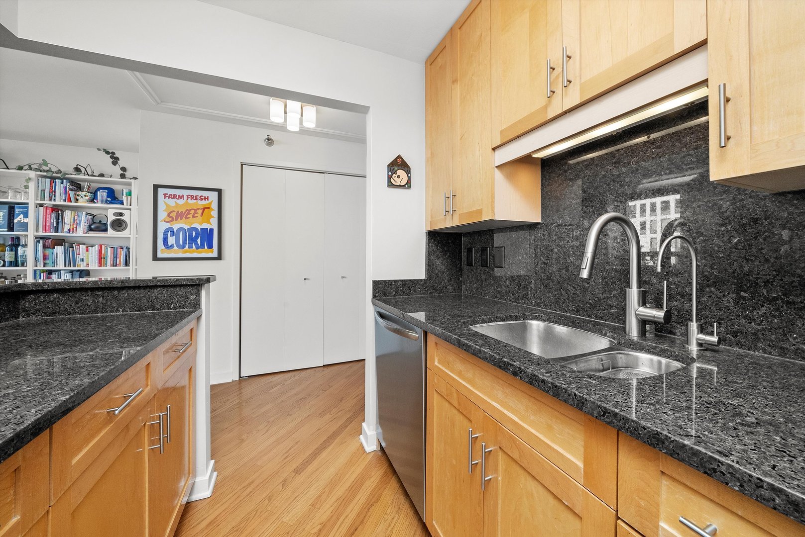 401 E ONTARIO Street Unit: 3205