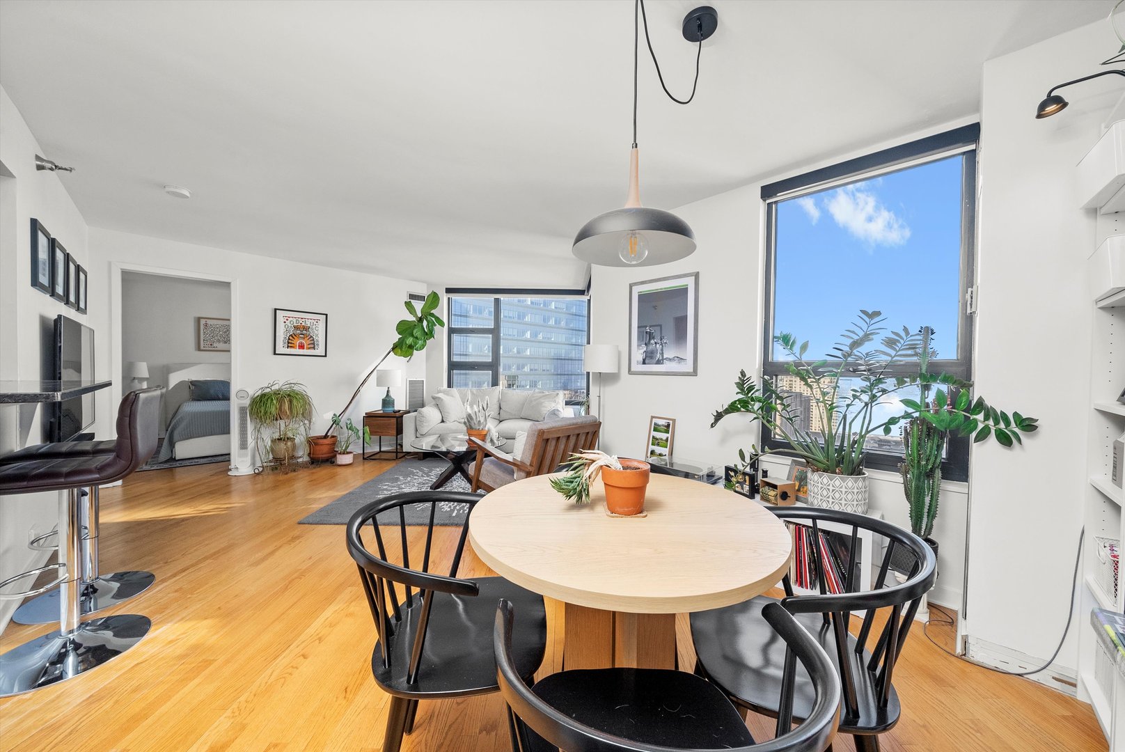 401 E ONTARIO Street Unit: 3205