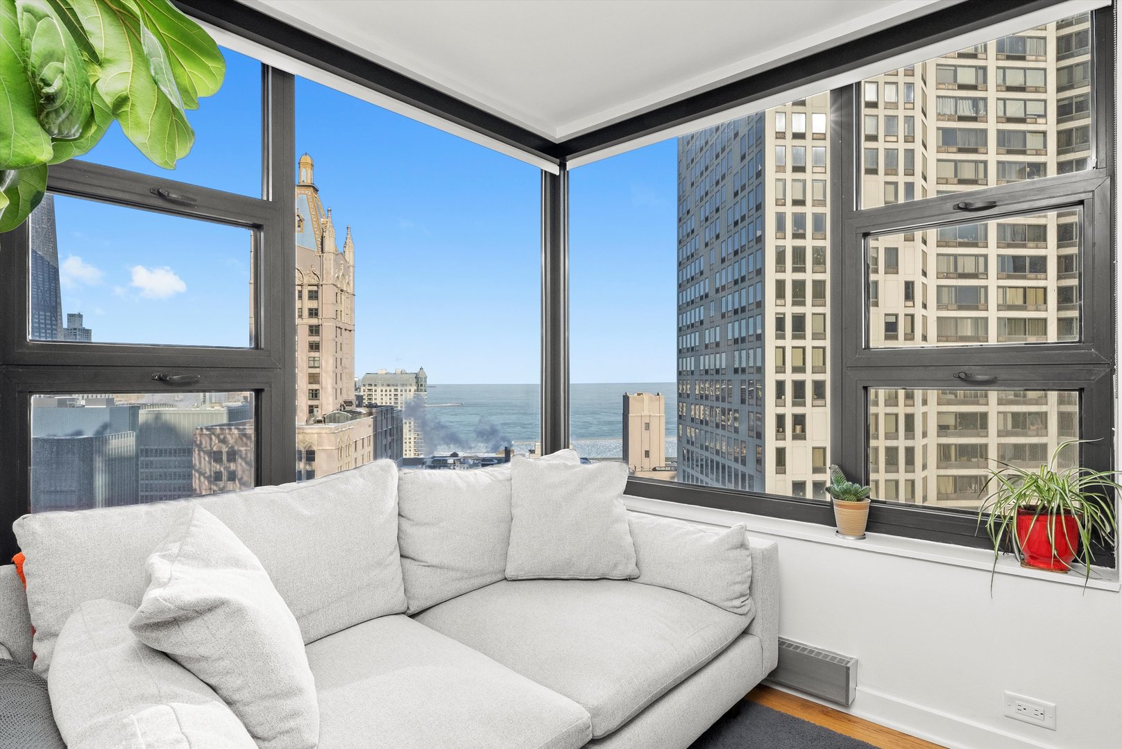 401 E ONTARIO Street Unit: 3205