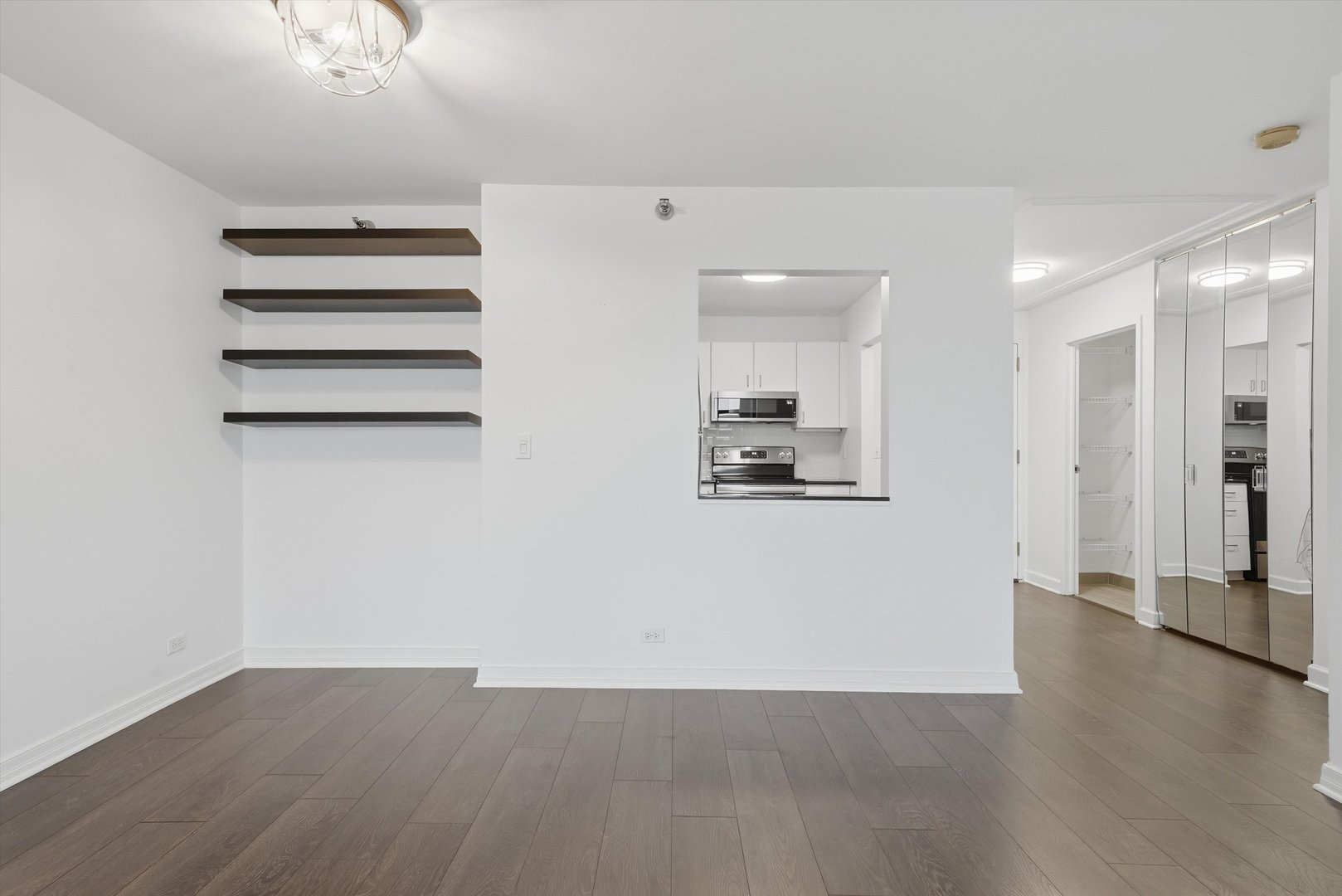 401 E ONTARIO Street Unit: 2203
