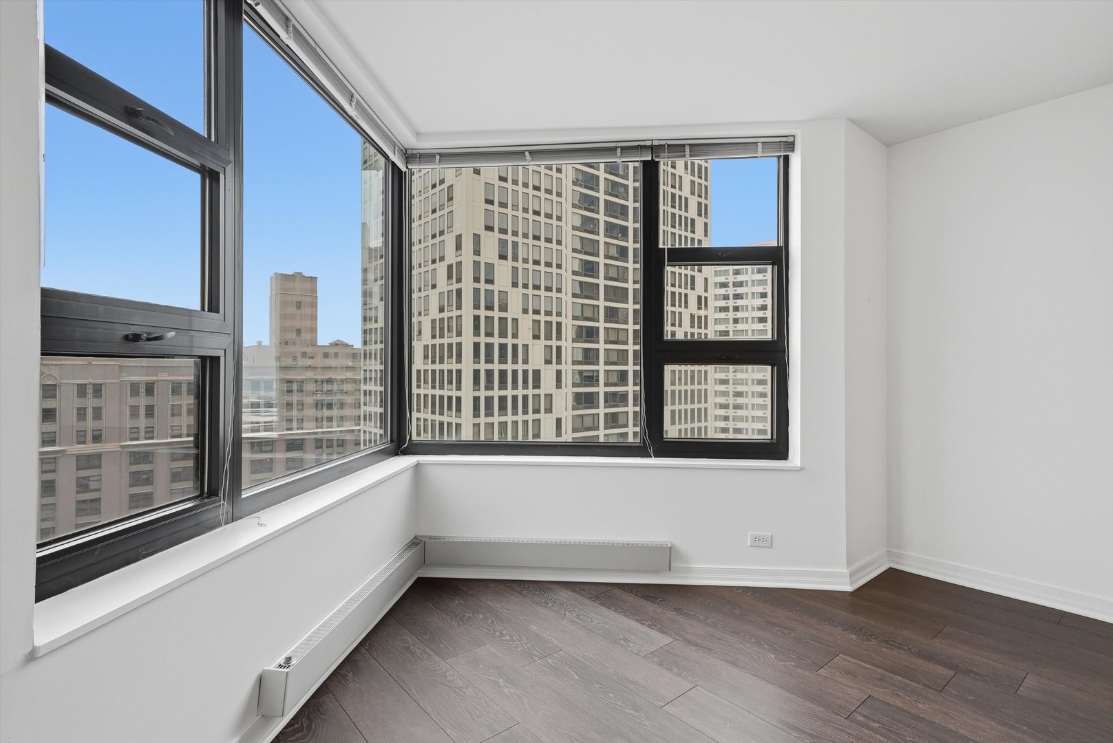 401 E ONTARIO Street Unit: 2203