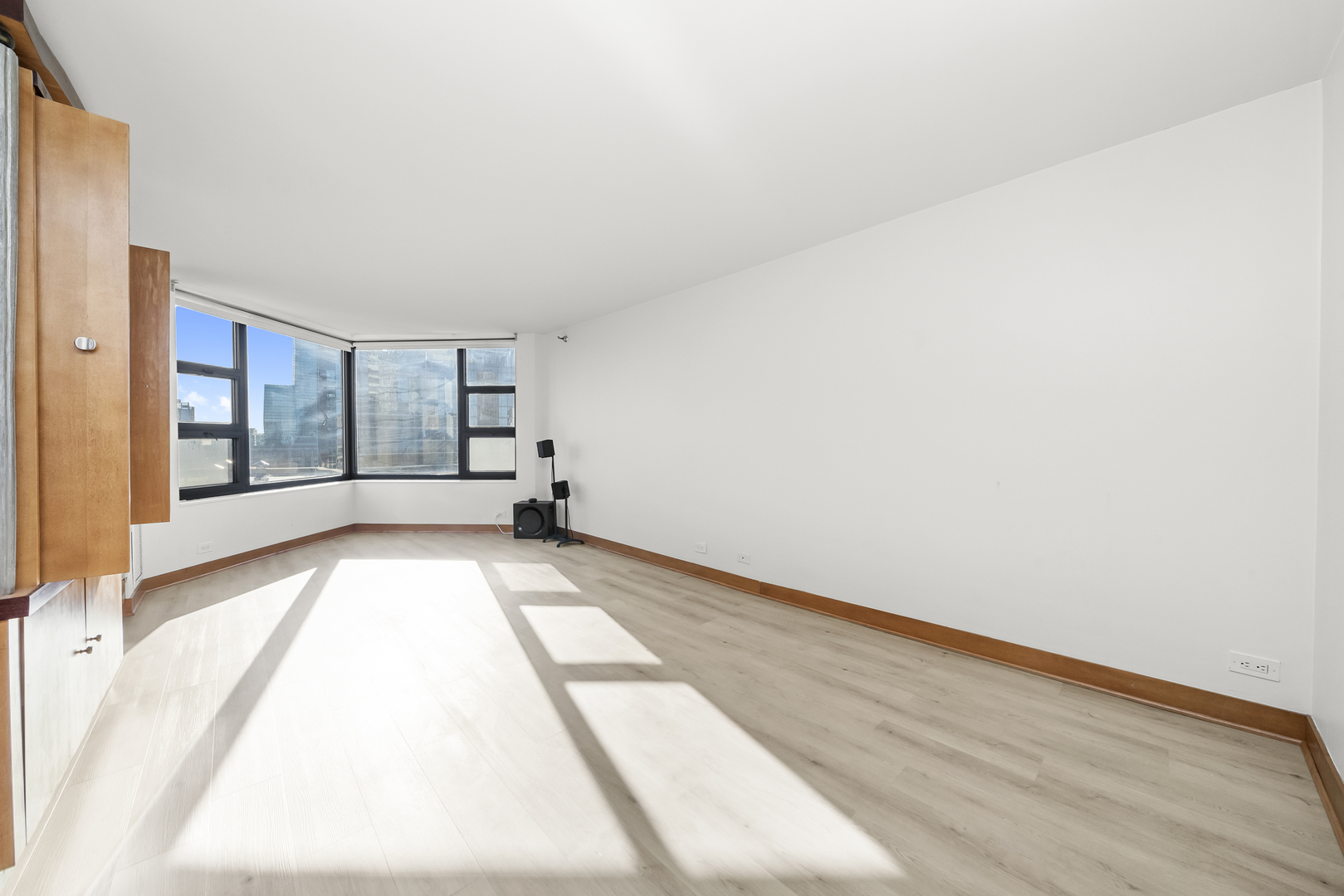 401 E Ontario Street Unit: 4206