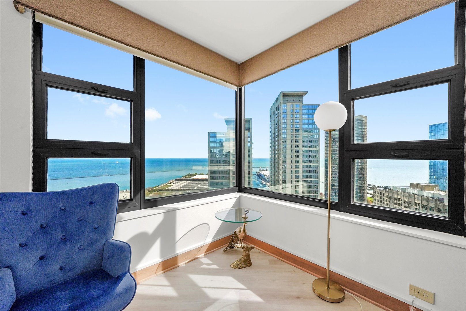 401 E Ontario Street Unit: 4206