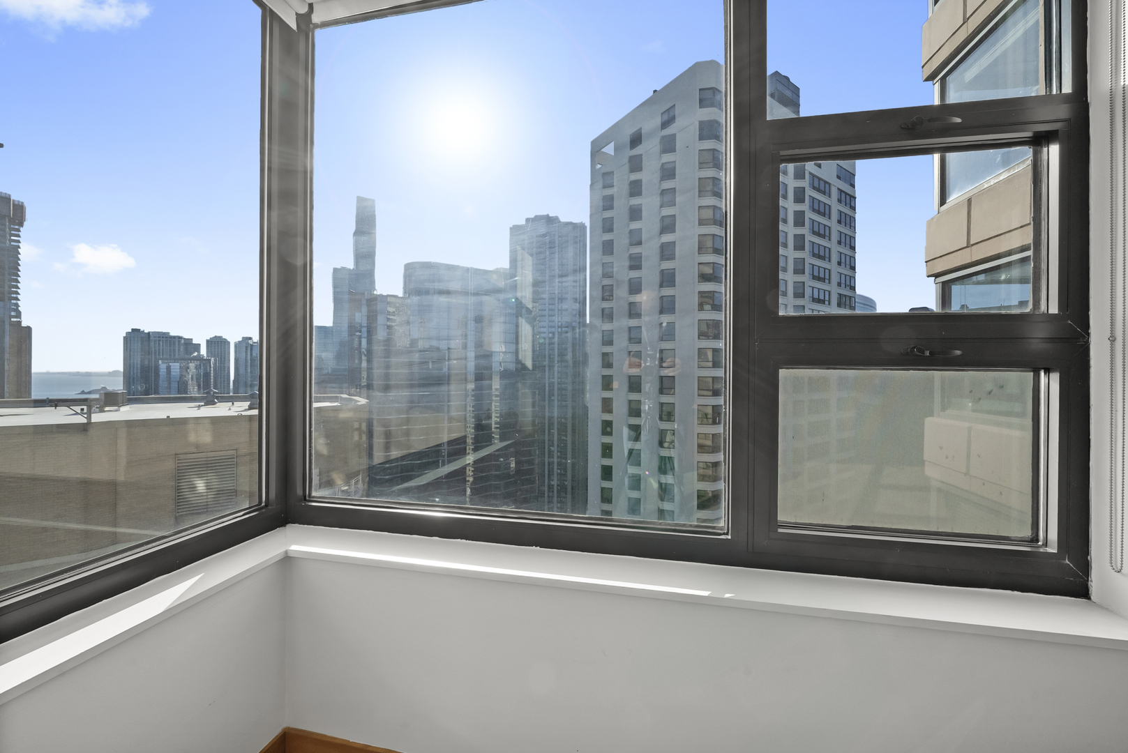 401 E Ontario Street Unit: 4206