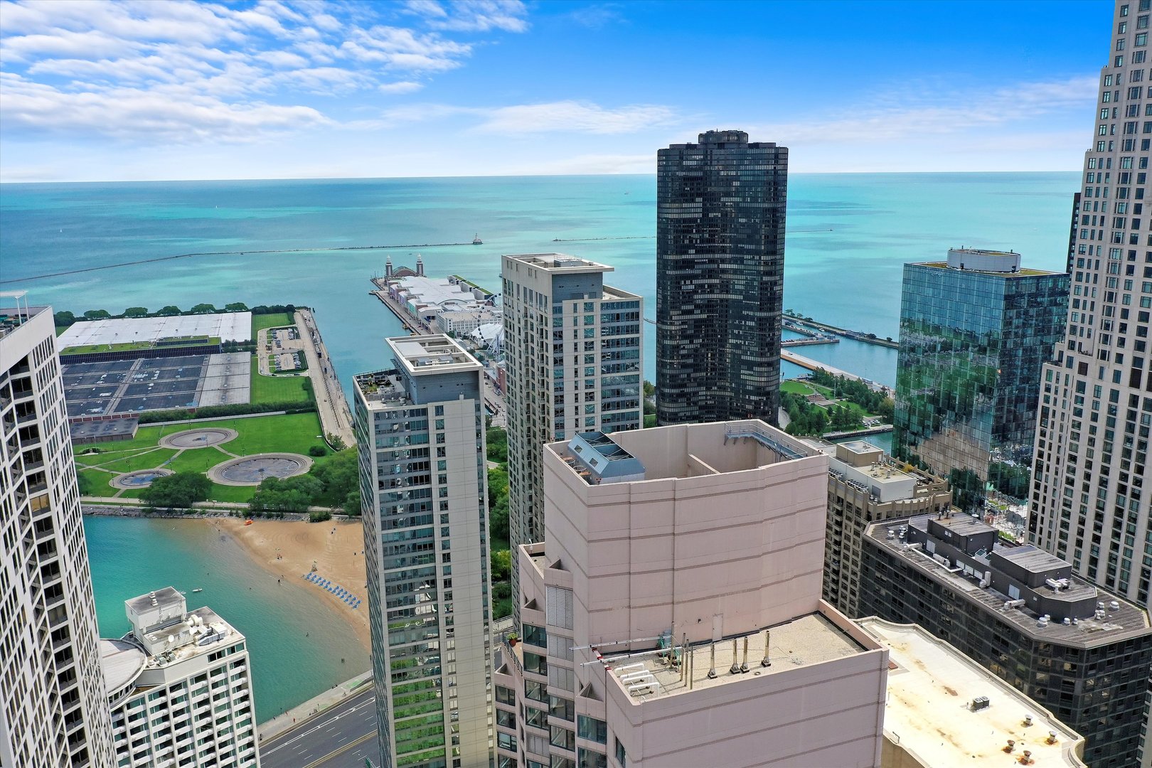 401 E ONTARIO Street Unit: 1304